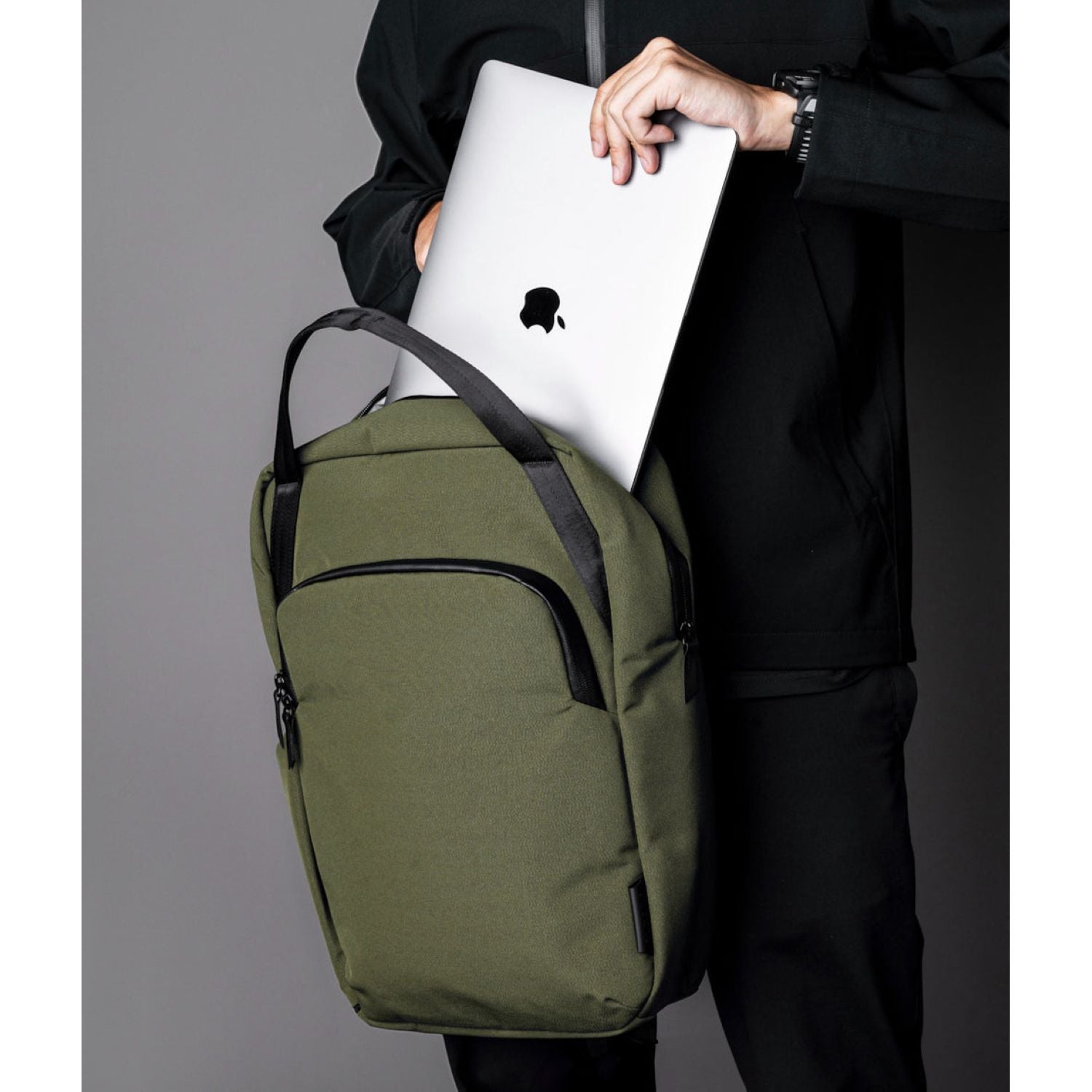 ALPAKA Bravo Tote Pack