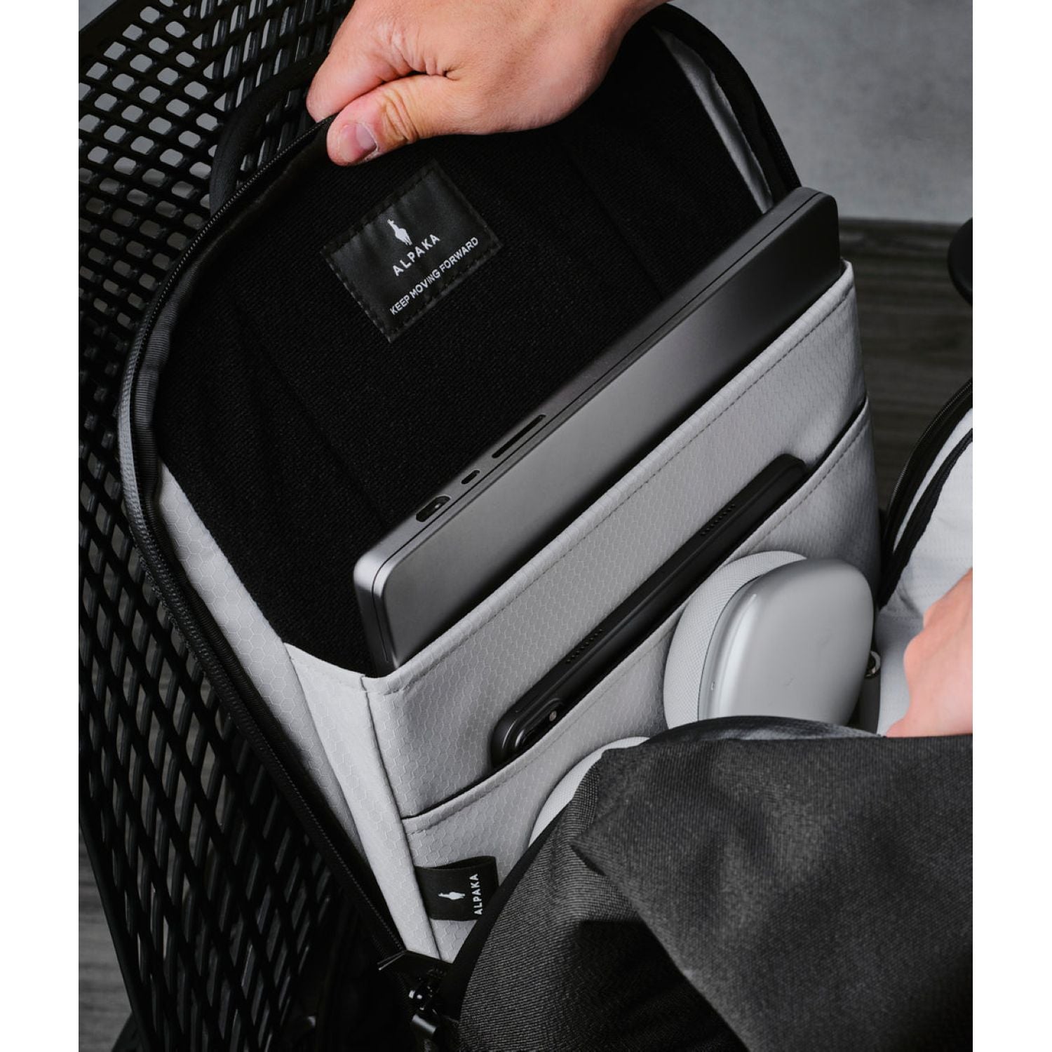 ALPAKA Shift Pack V2 Axoflux 600D | | Alpaka-14