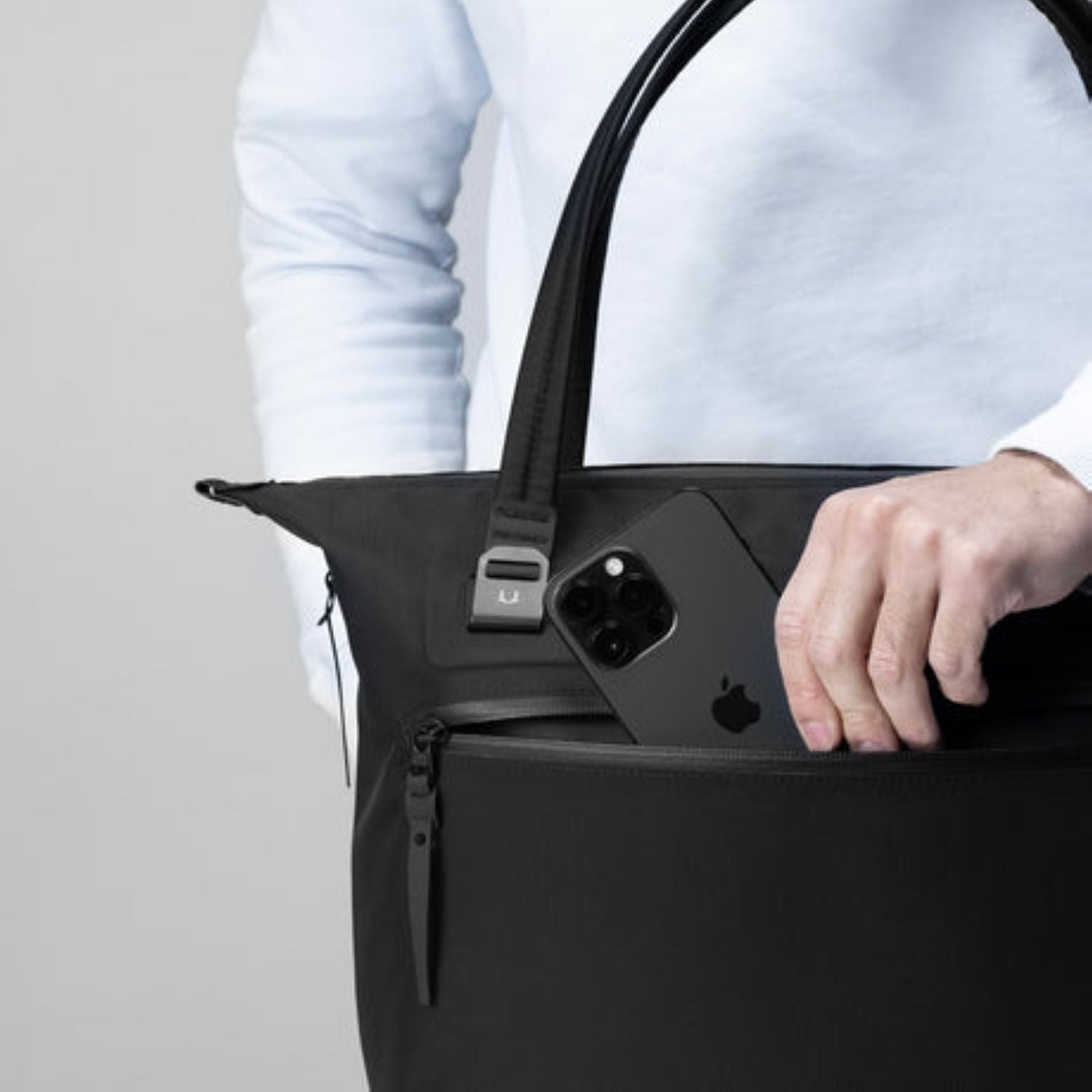 Black Ember Wpt 17" Laptop Tote Embertex Pfas Free 20L