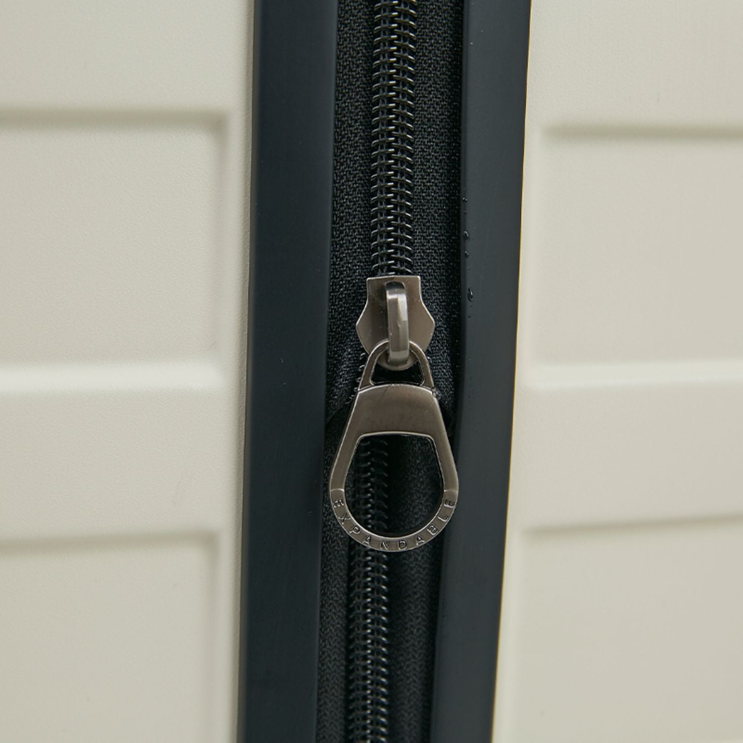 Crossing Groov Pc Trunk 24" Medium Luggage With Front Access Opening