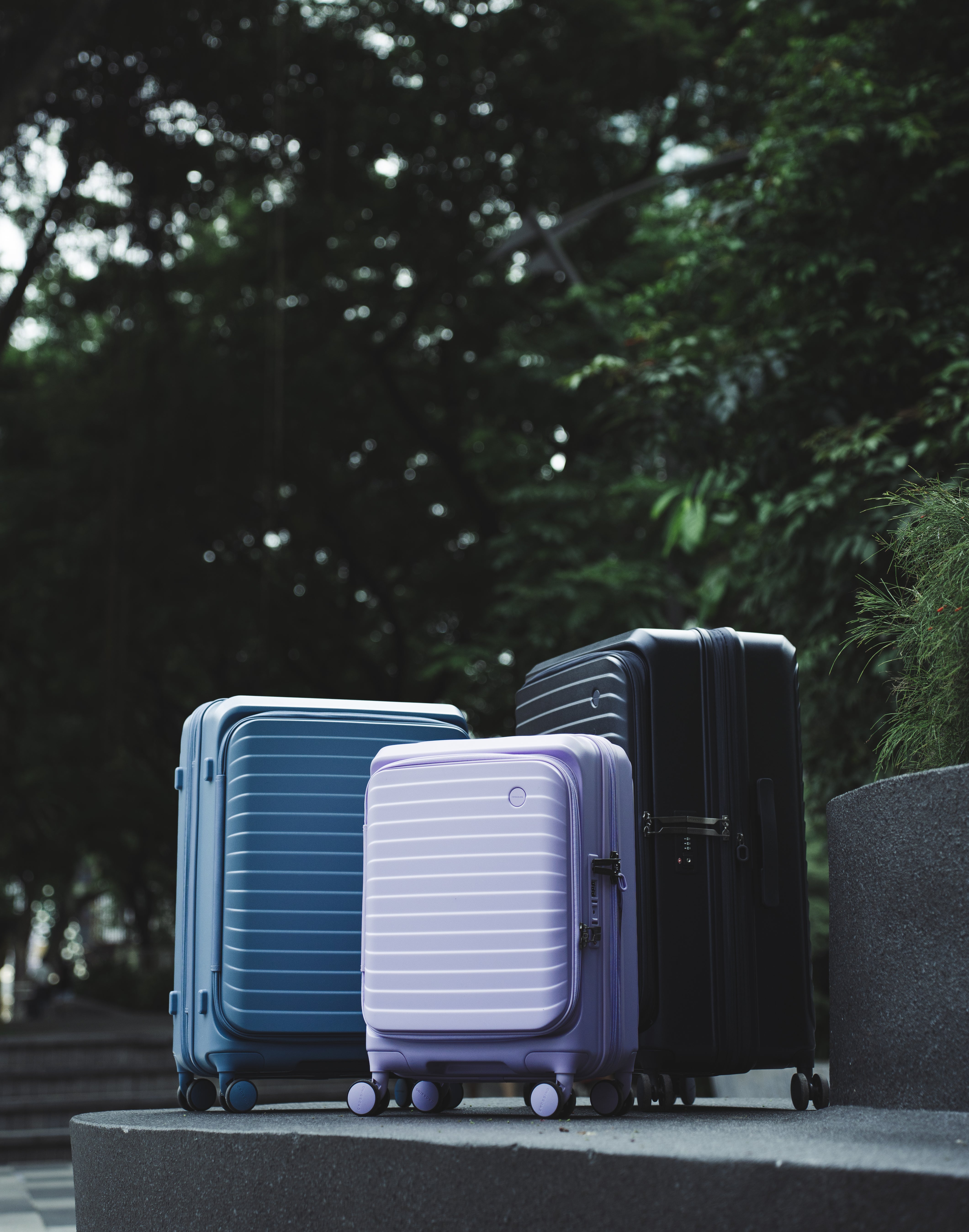 CROSSING INVI 25" Medium Expandable Luggage With Front & Middle Access V3