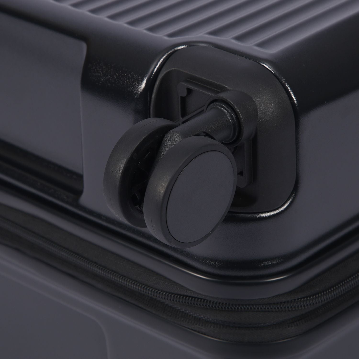 Crossing Vive Polycarbonate Expandable Carry On Luggage T20