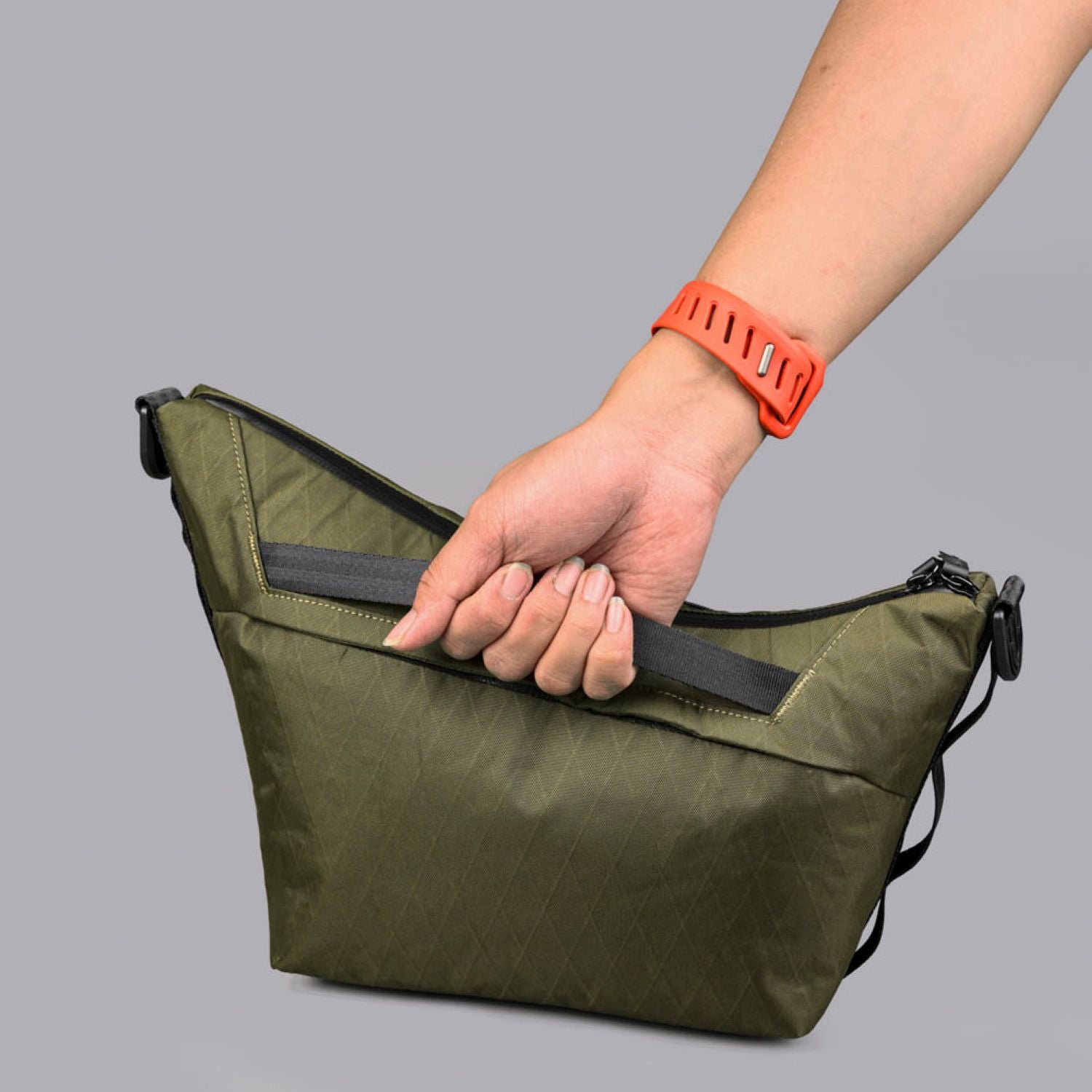 ALPAKA Flow Satchel 4L