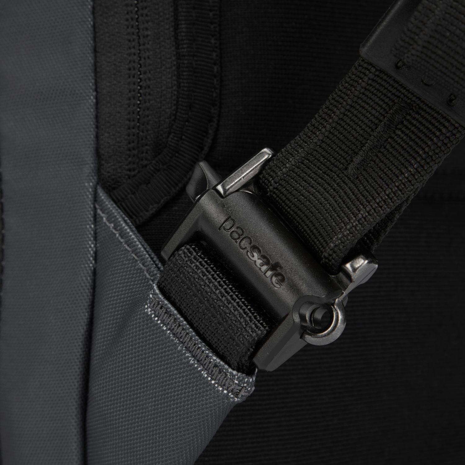 Pacsafe Metrosafe X 16" Anti-Theft Commuter Backpack (SA)