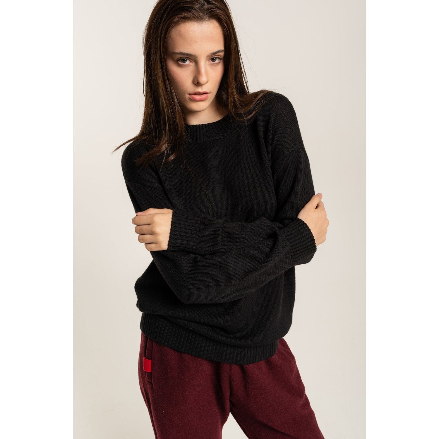 Paire Silknit Unisex Classic Crewneck Sweater (Black)