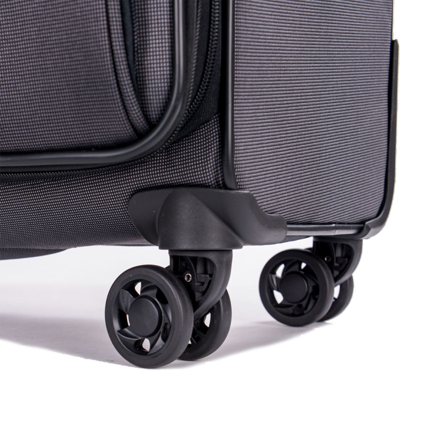 Stratic Bendigo Light + Suitcase L With Front Access Opening