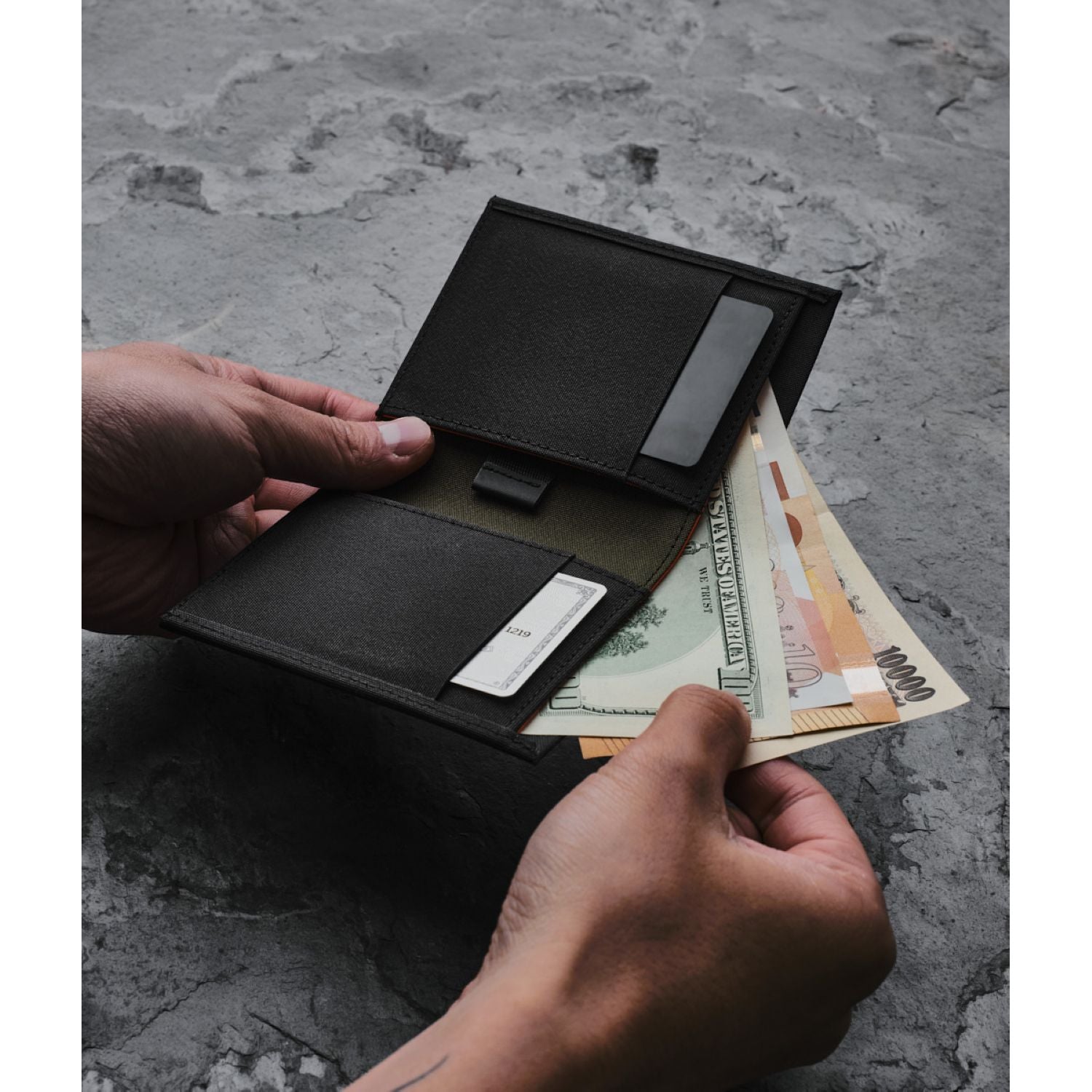 ALPAKA ARK Bifold Cash Wallet