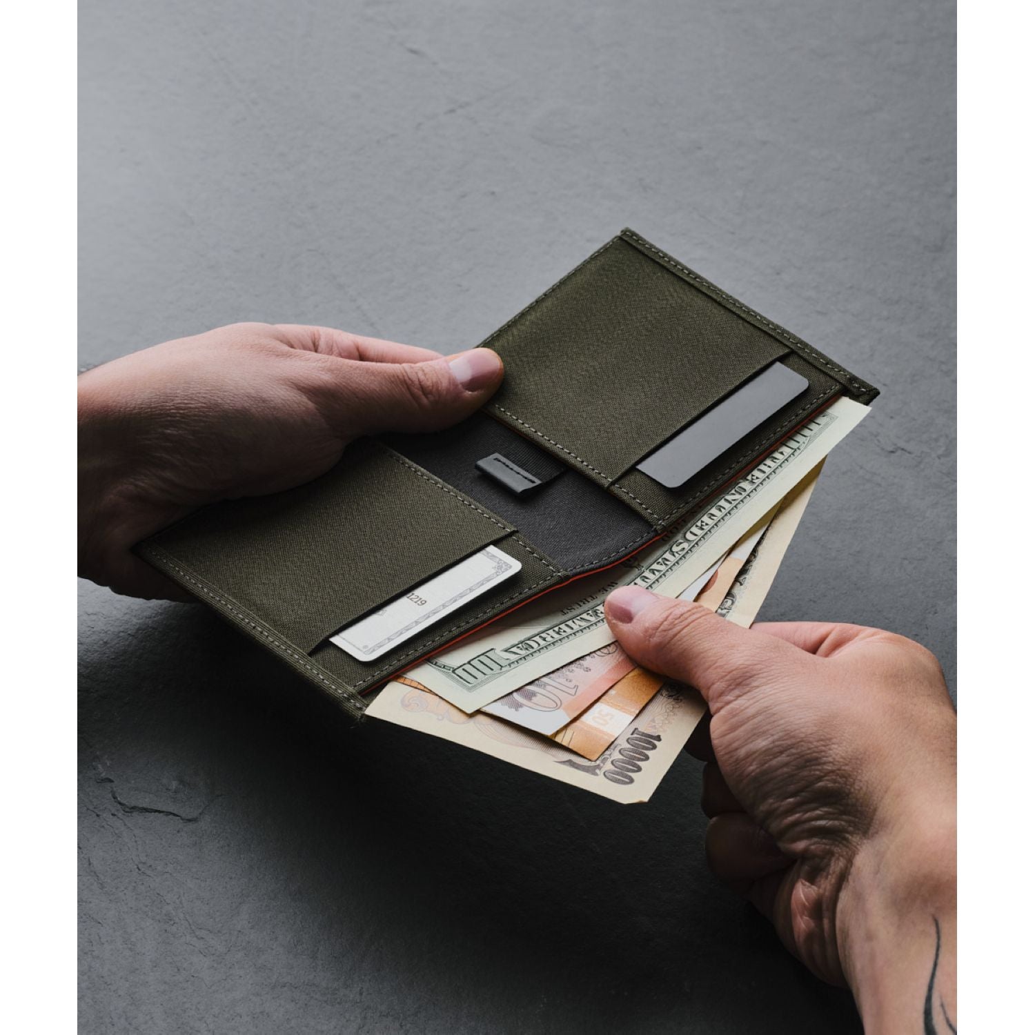 ALPAKA ARK Bifold Cash Wallet