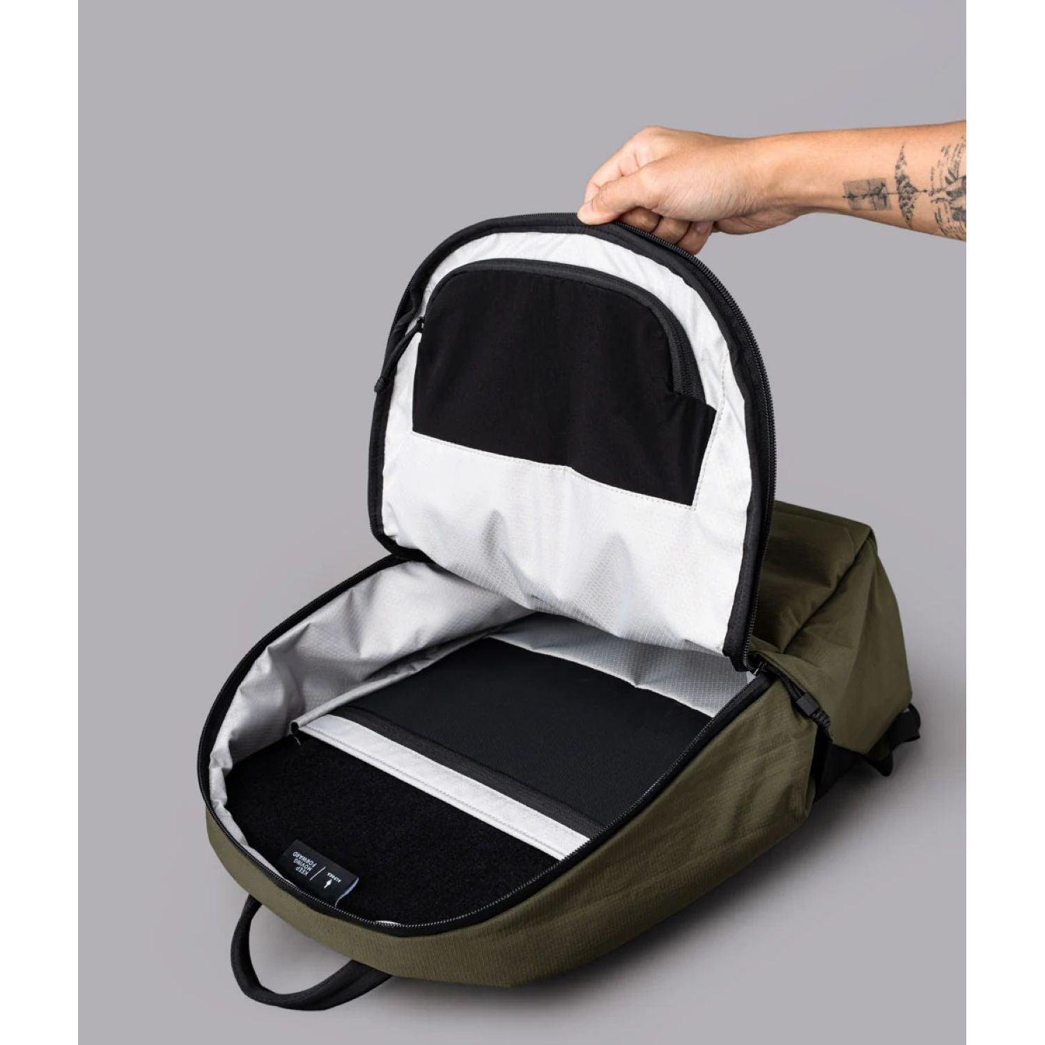 ALPAKA Bravo Backpack 23L