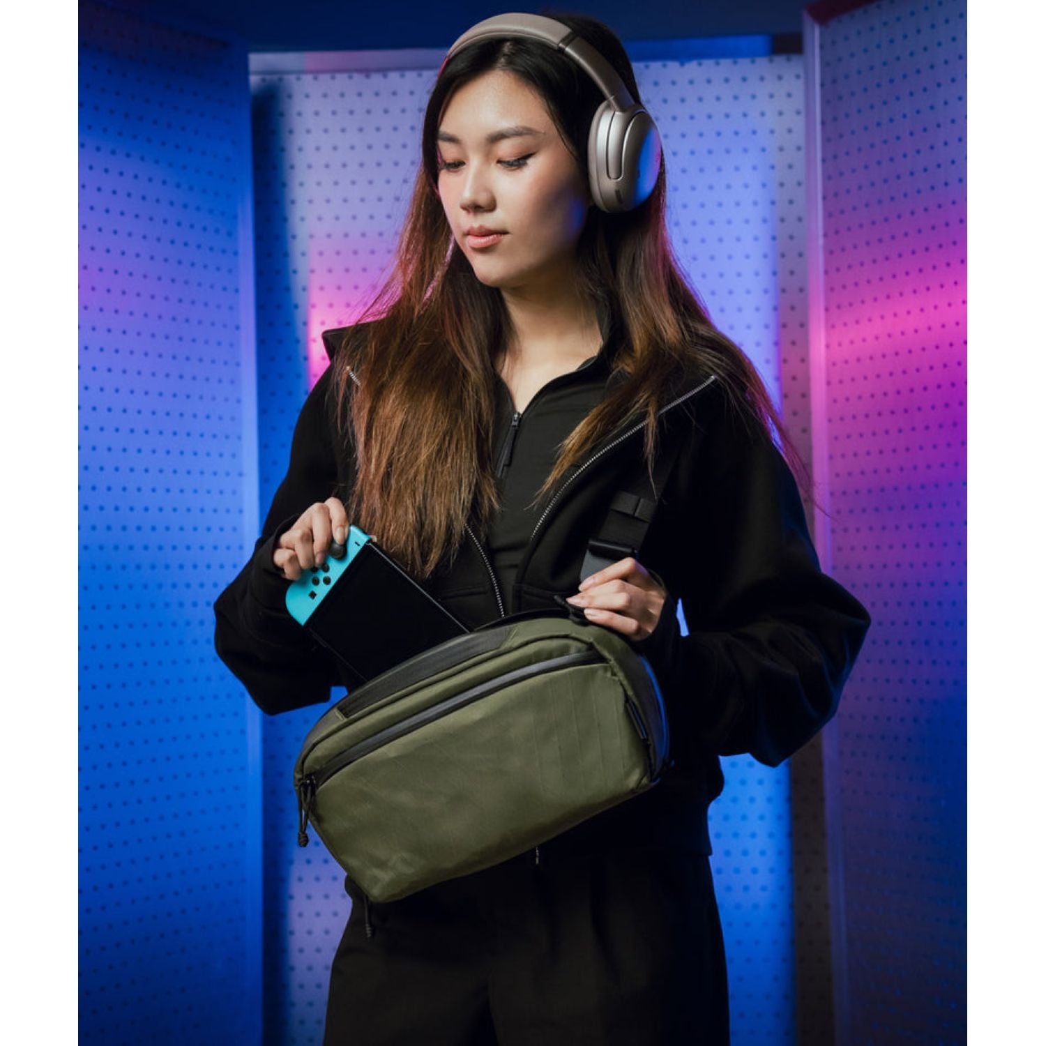 ALPAKA Eclipse Gaming Sling