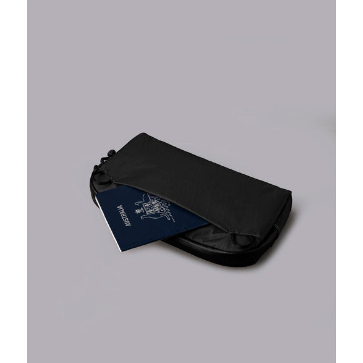 ALPAKA Flight Pouch Pro