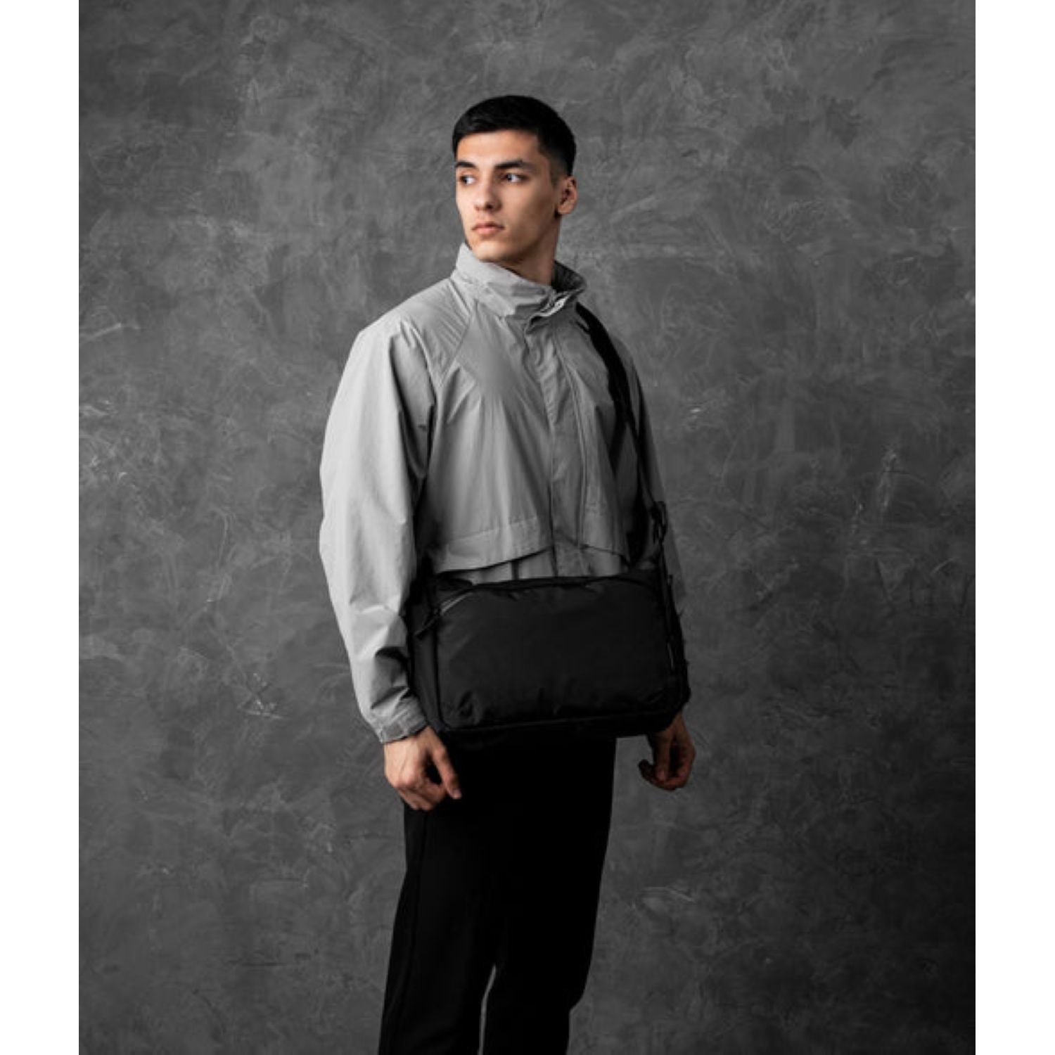 ALPAKA Flight Satchel