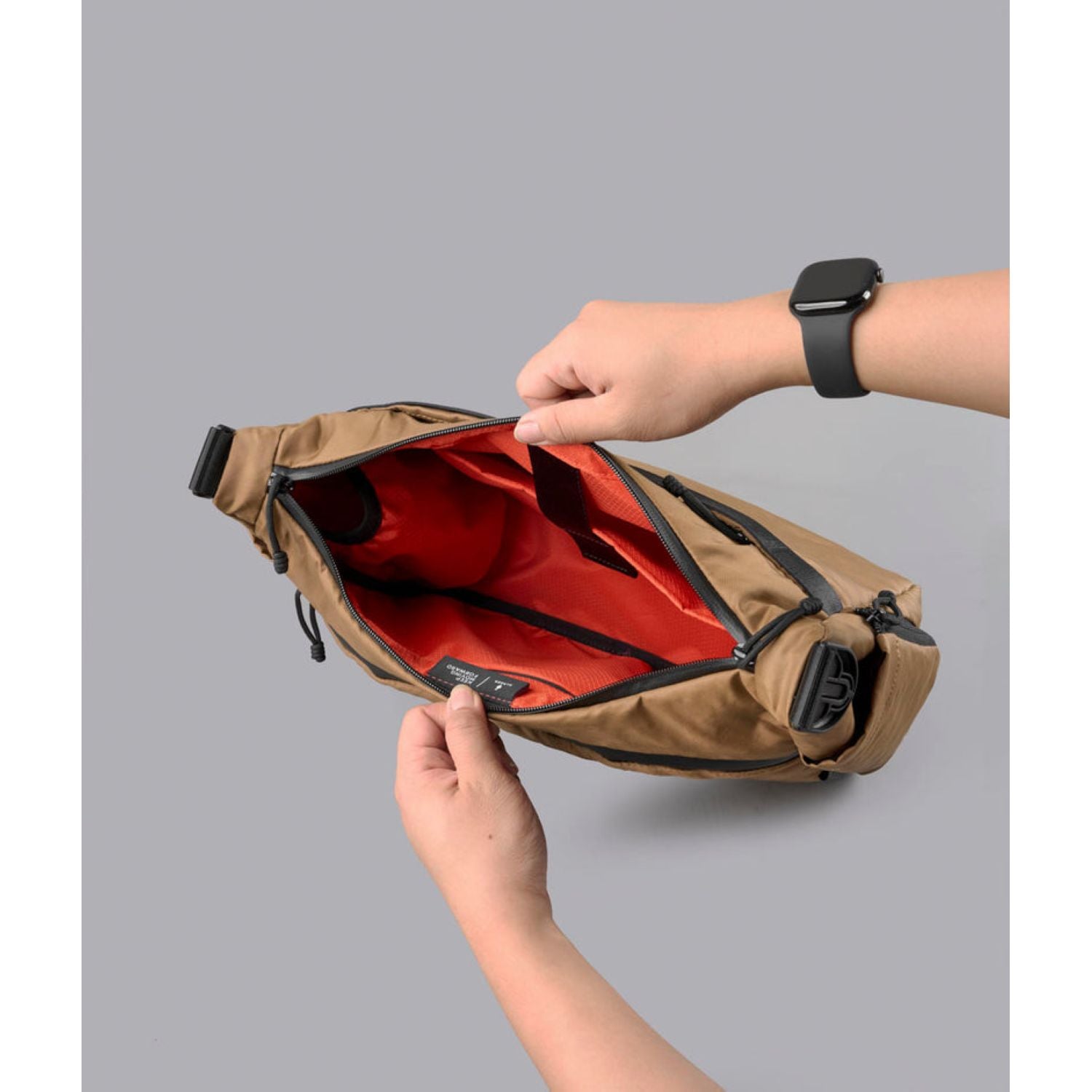 ALPAKA Flight Satchel