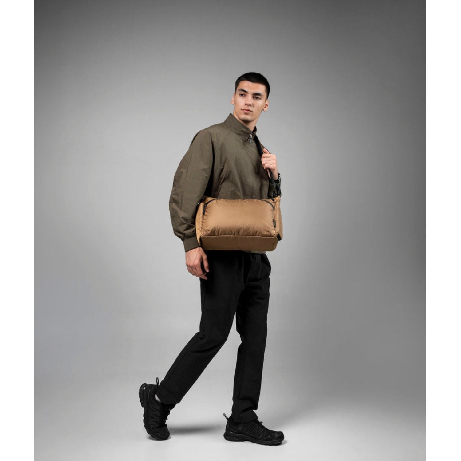 ALPAKA Flight Satchel