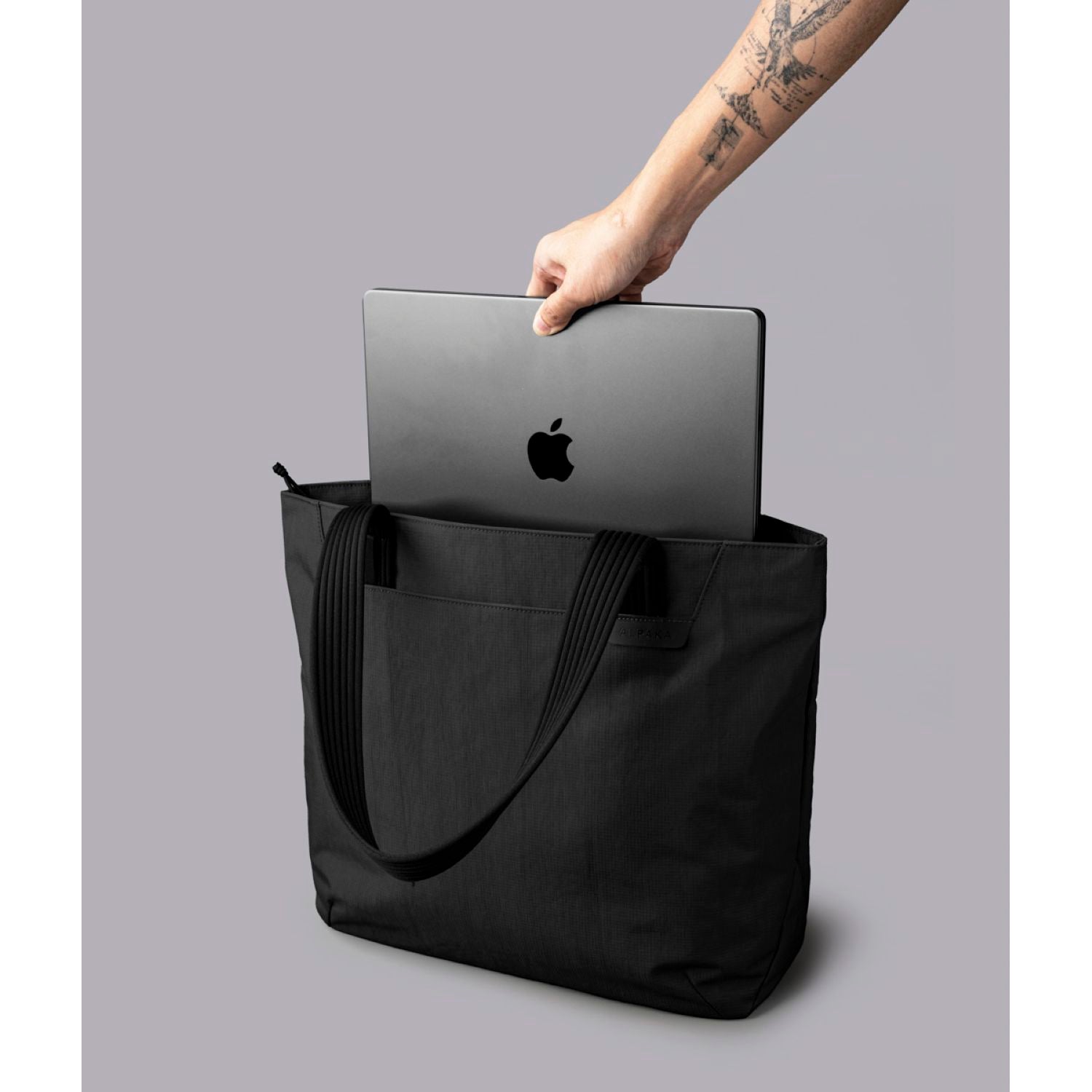 ALPAKA Flight Tote Bag (L)