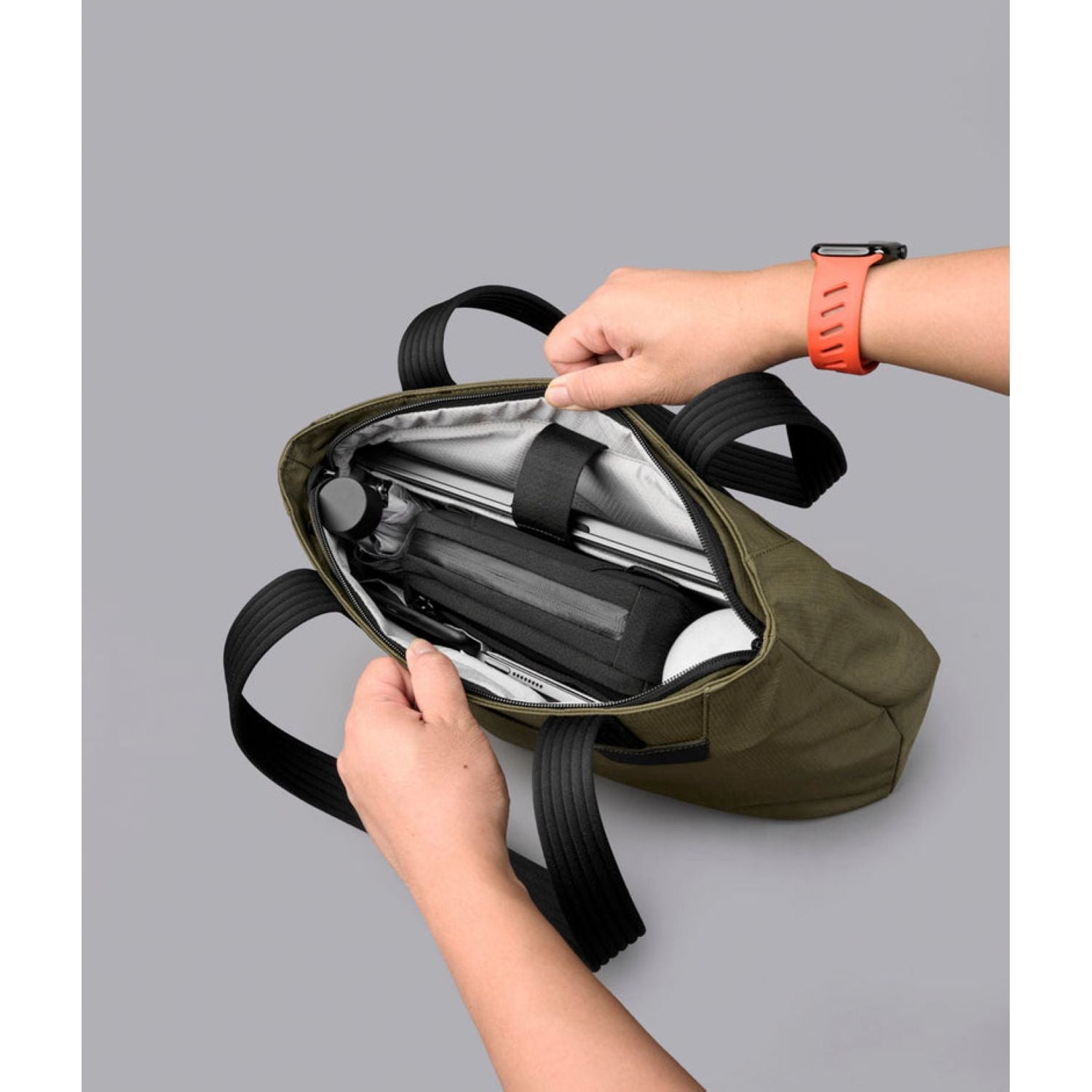 ALPAKA Flight Tote Bag (S)