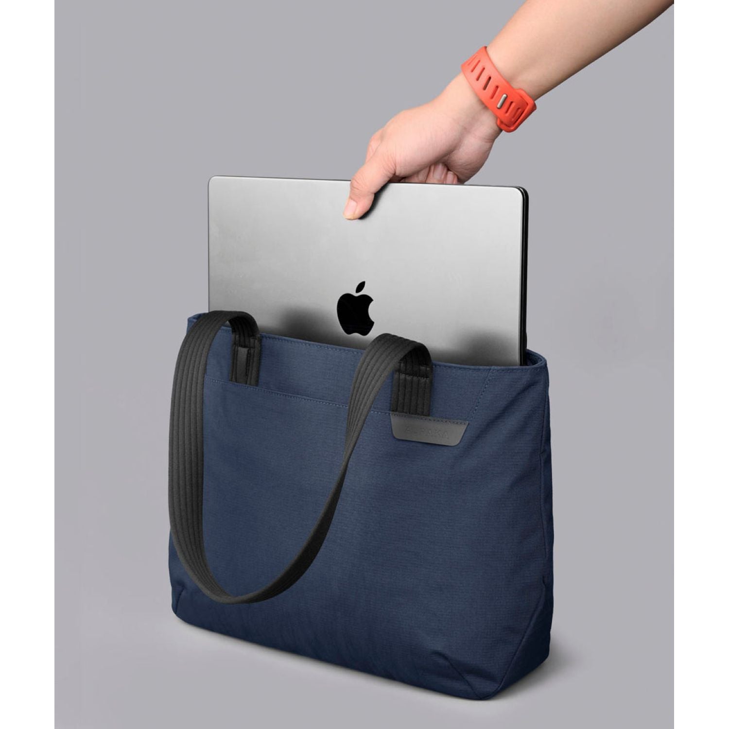ALPAKA Flight Tote Bag (S)
