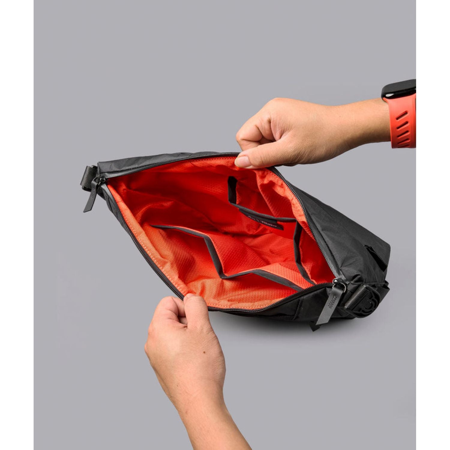 ALPAKA Flow Satchel 4L