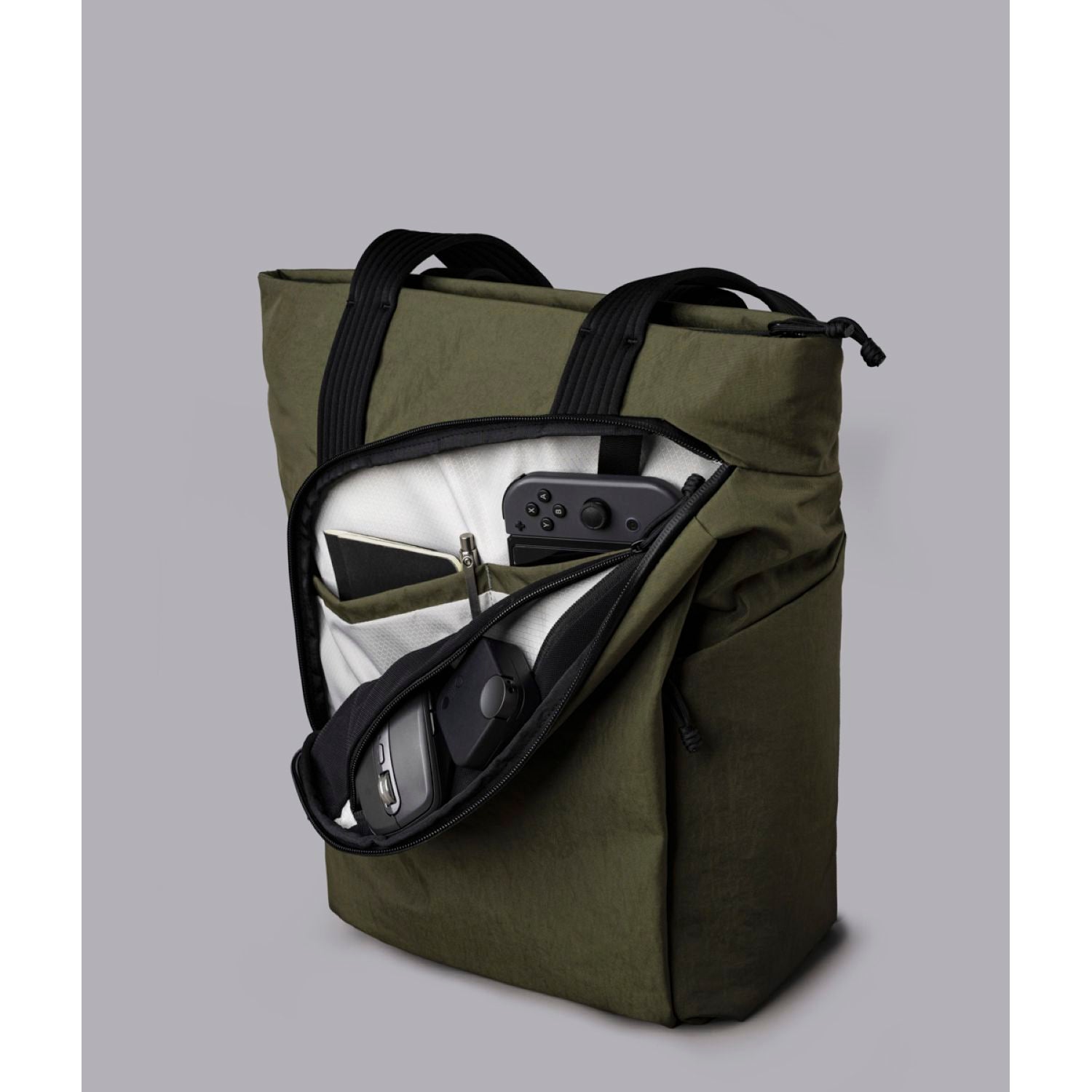 ALPAKA Flow Tote Pack