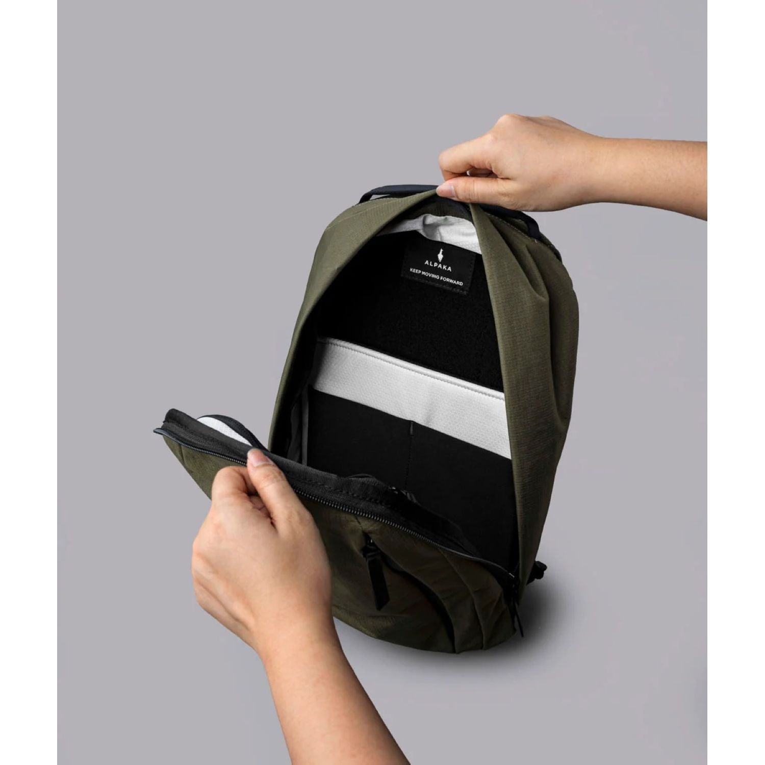 ALPAKA Metro Backpack