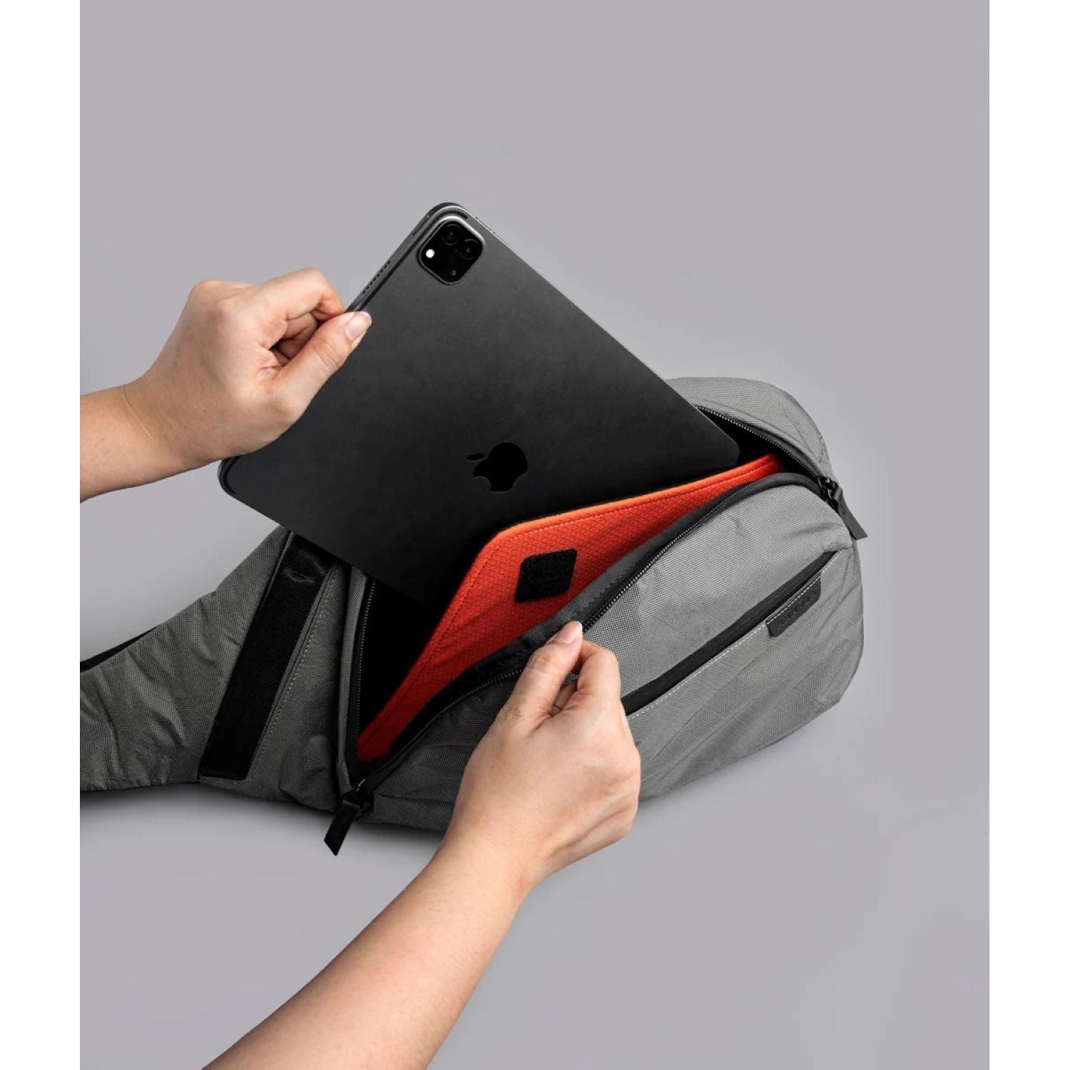 ALPAKA Metro Crossbody Left Shoulder