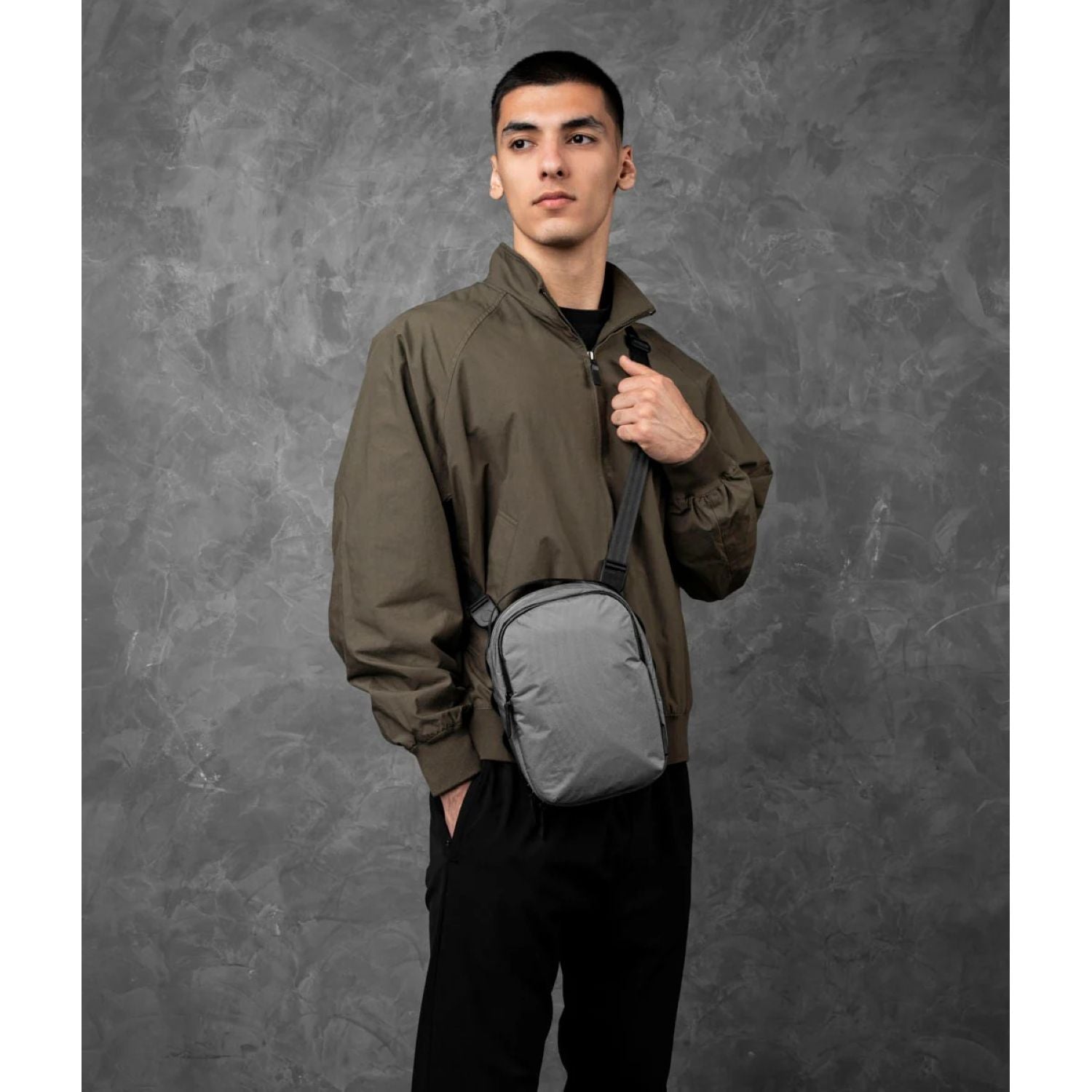 ALPAKA Metro Sling Max