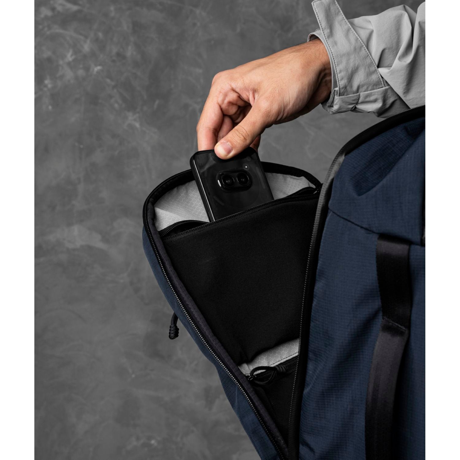 ALPAKA Traverse Backpack 30L