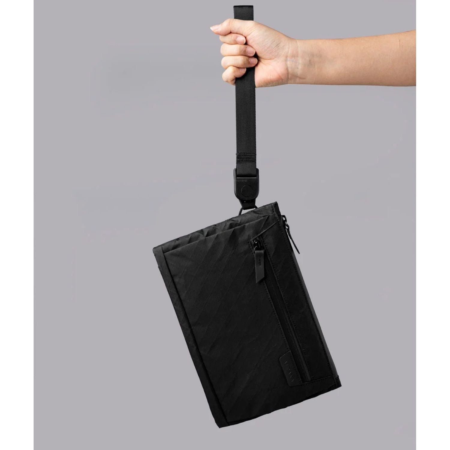 ALPAKA Zip Pouch Max V2