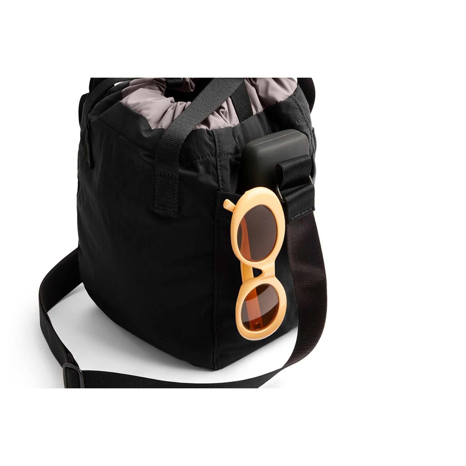 Bellroy Cinch Bucket Bag