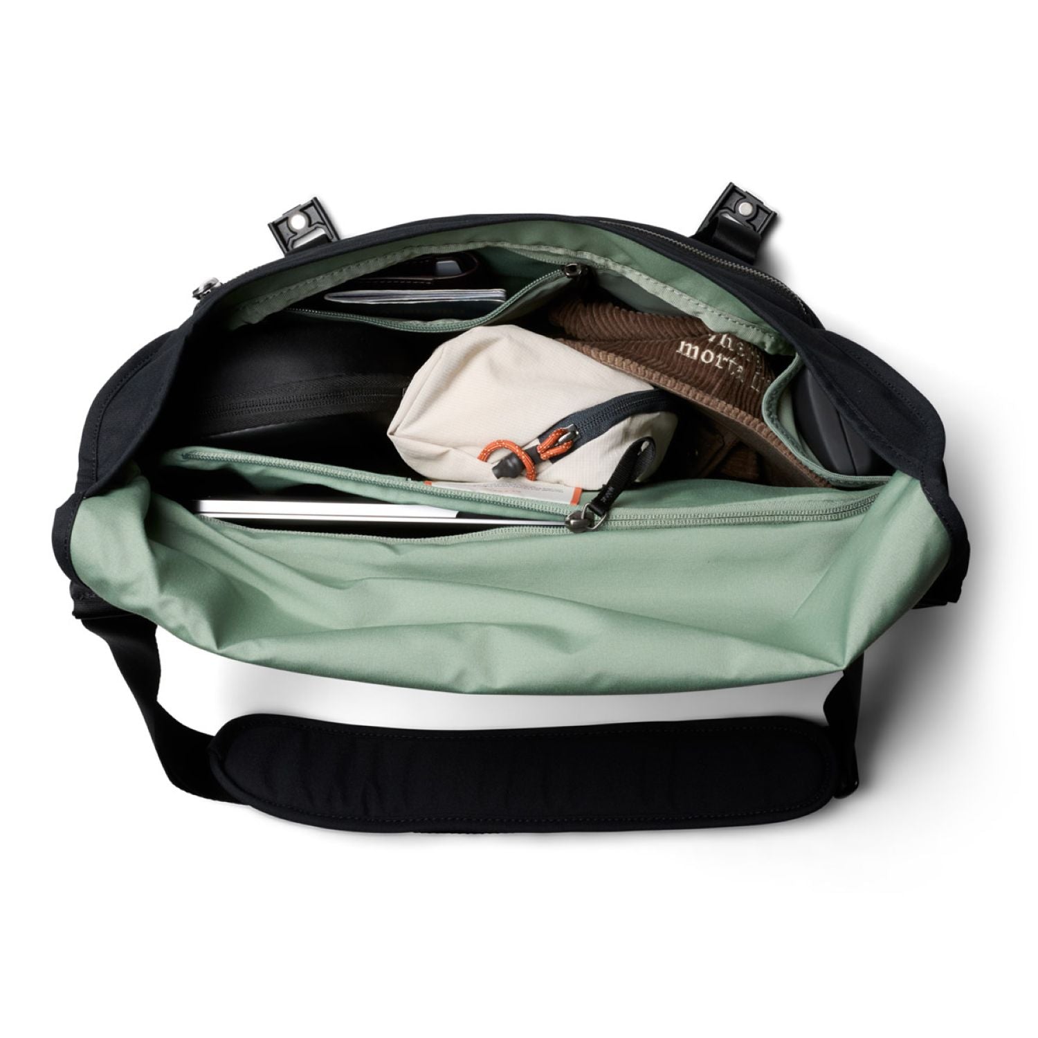 Bellroy Classic Messenger