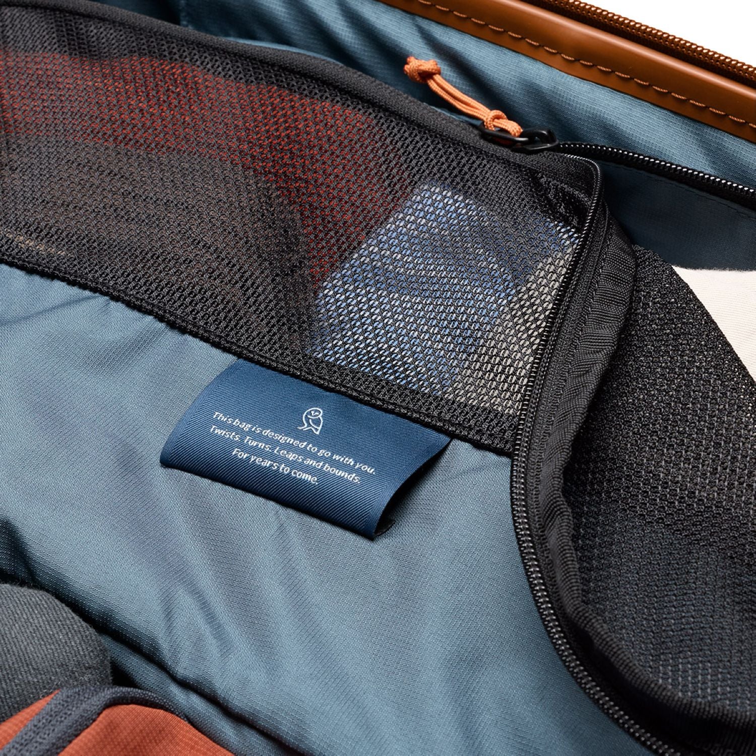 Bellroy Transit Check-In Large