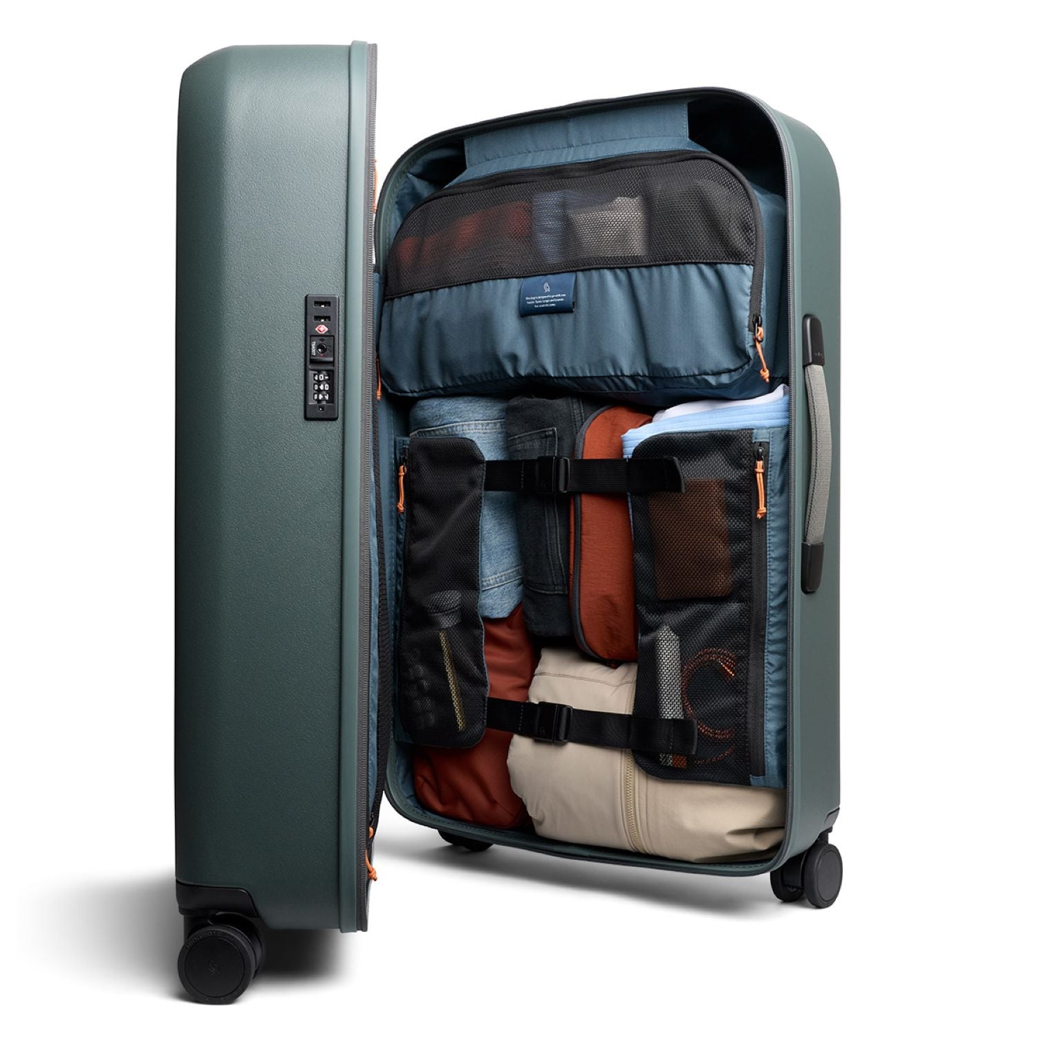 Bellroy Transit Check-In Large