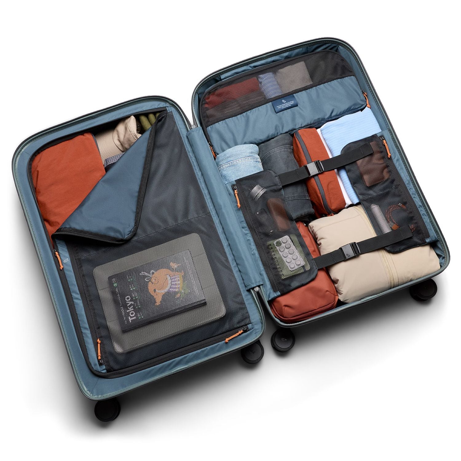 Bellroy Transit Check-In Large