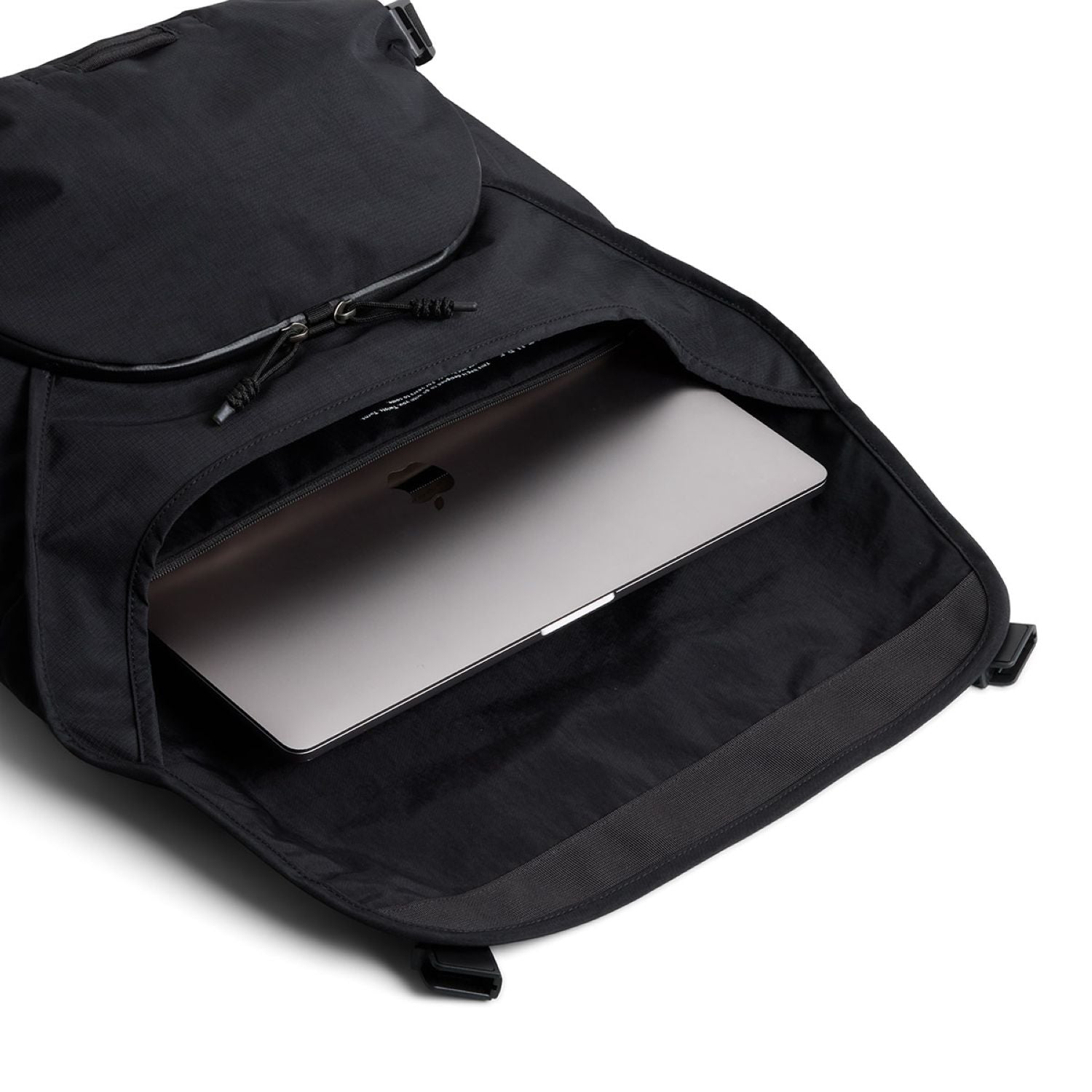 Bellroy Venture Messenger 16"