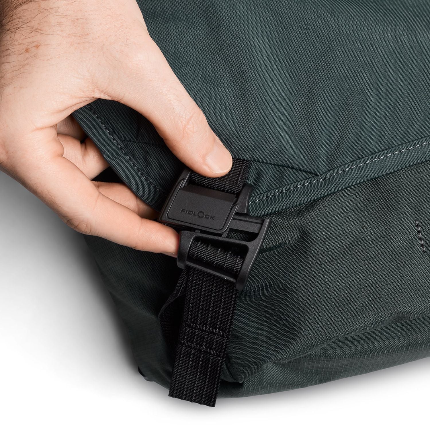 Bellroy Venture Messenger 16"