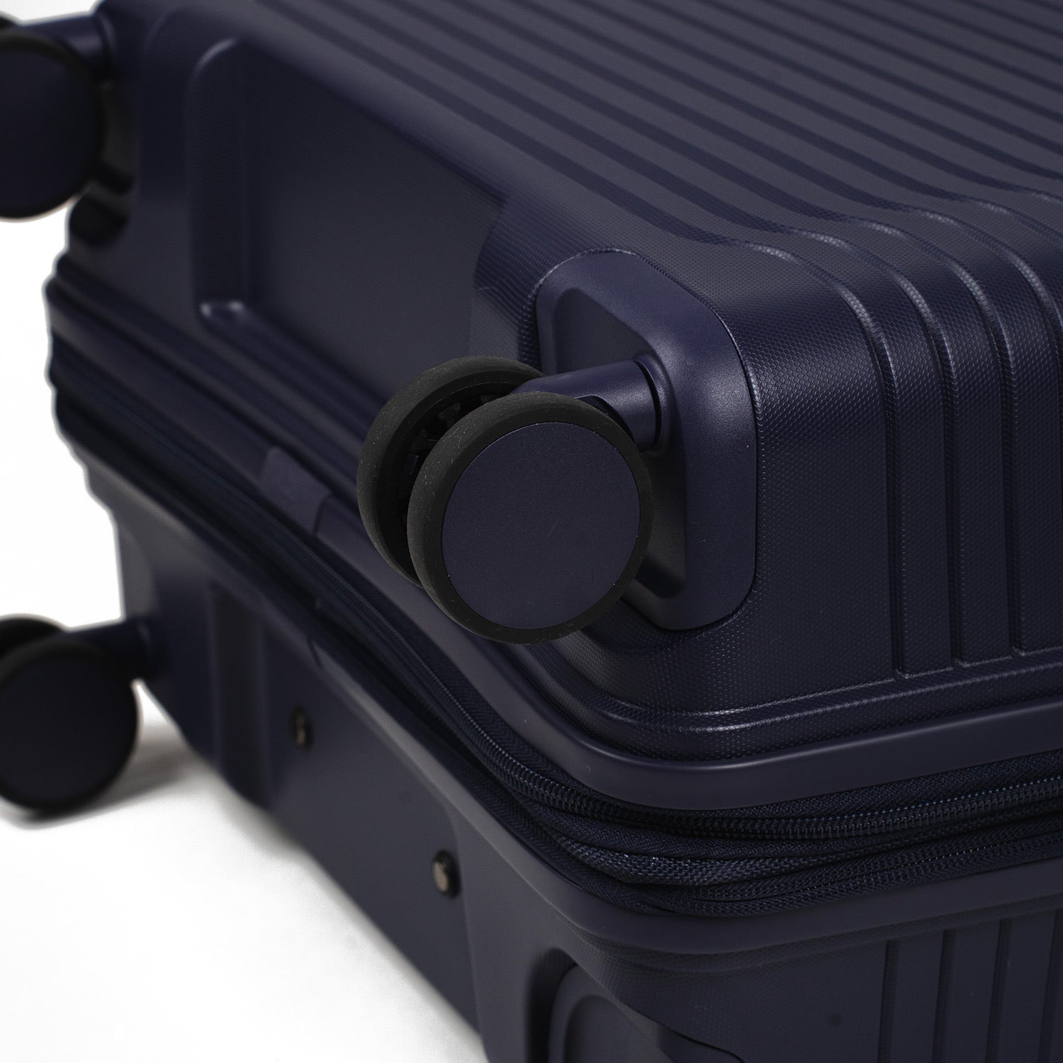 Crossing GLID Polypropylene Medium 25" Luggage