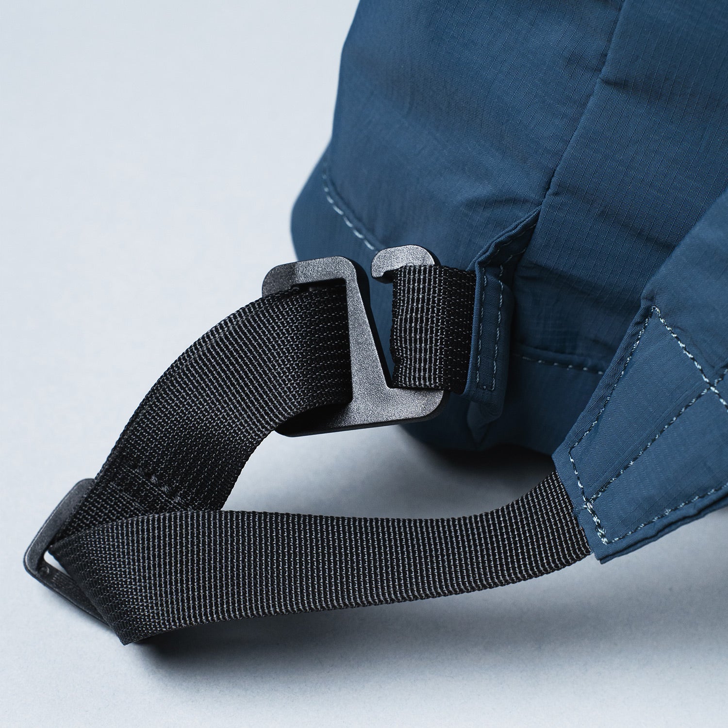 Crossing Jack Drawstring Totepack