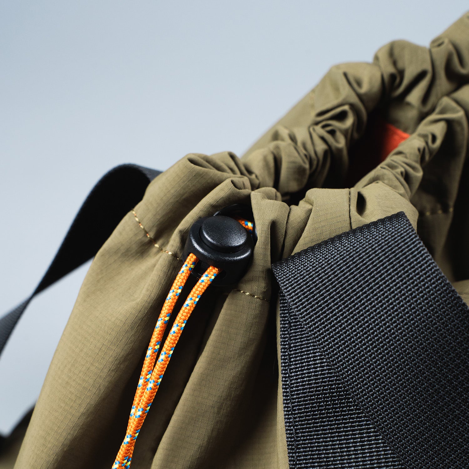 Crossing Jack Drawstring Totepack