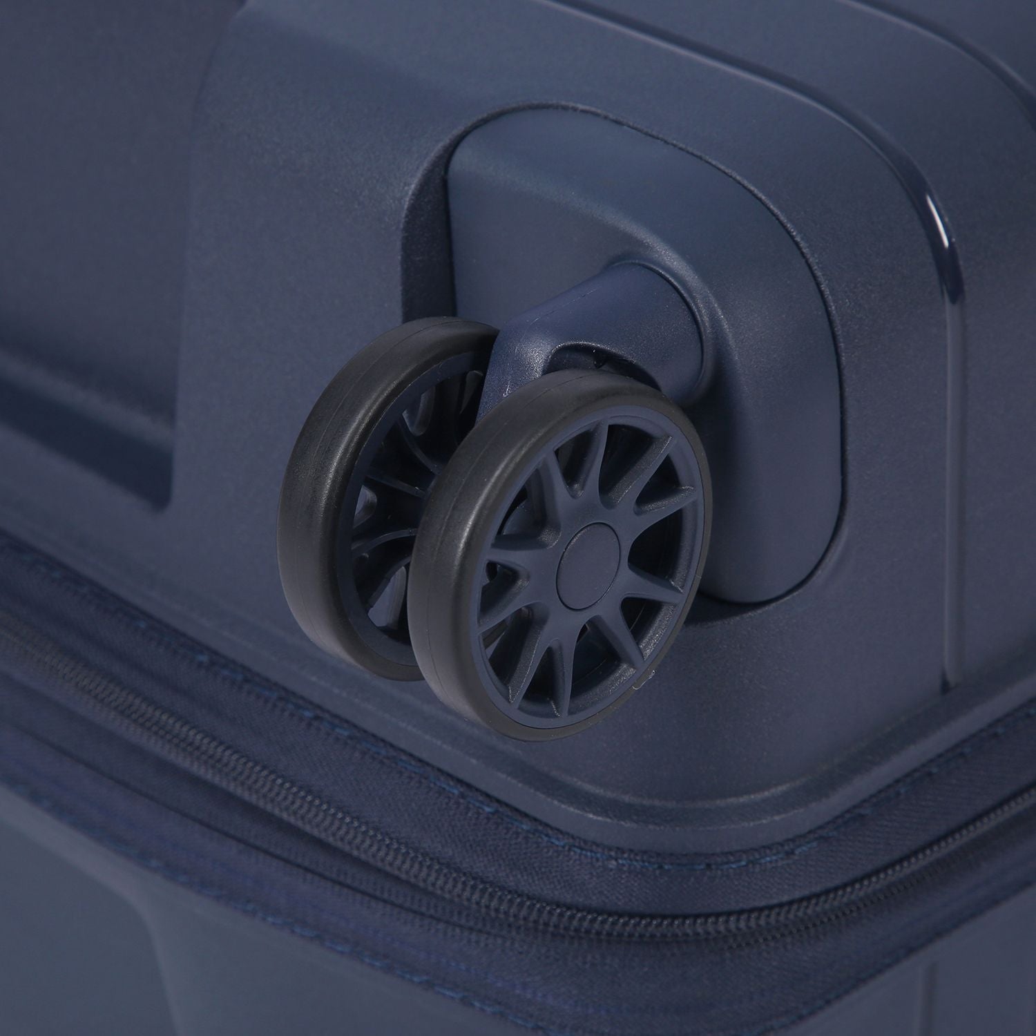 Crossing LYTE Polypropylene Carry On Luggage