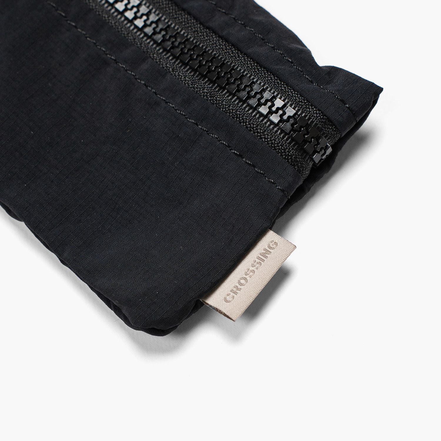 Crossing Milie Mini Wrislet Pouch V2