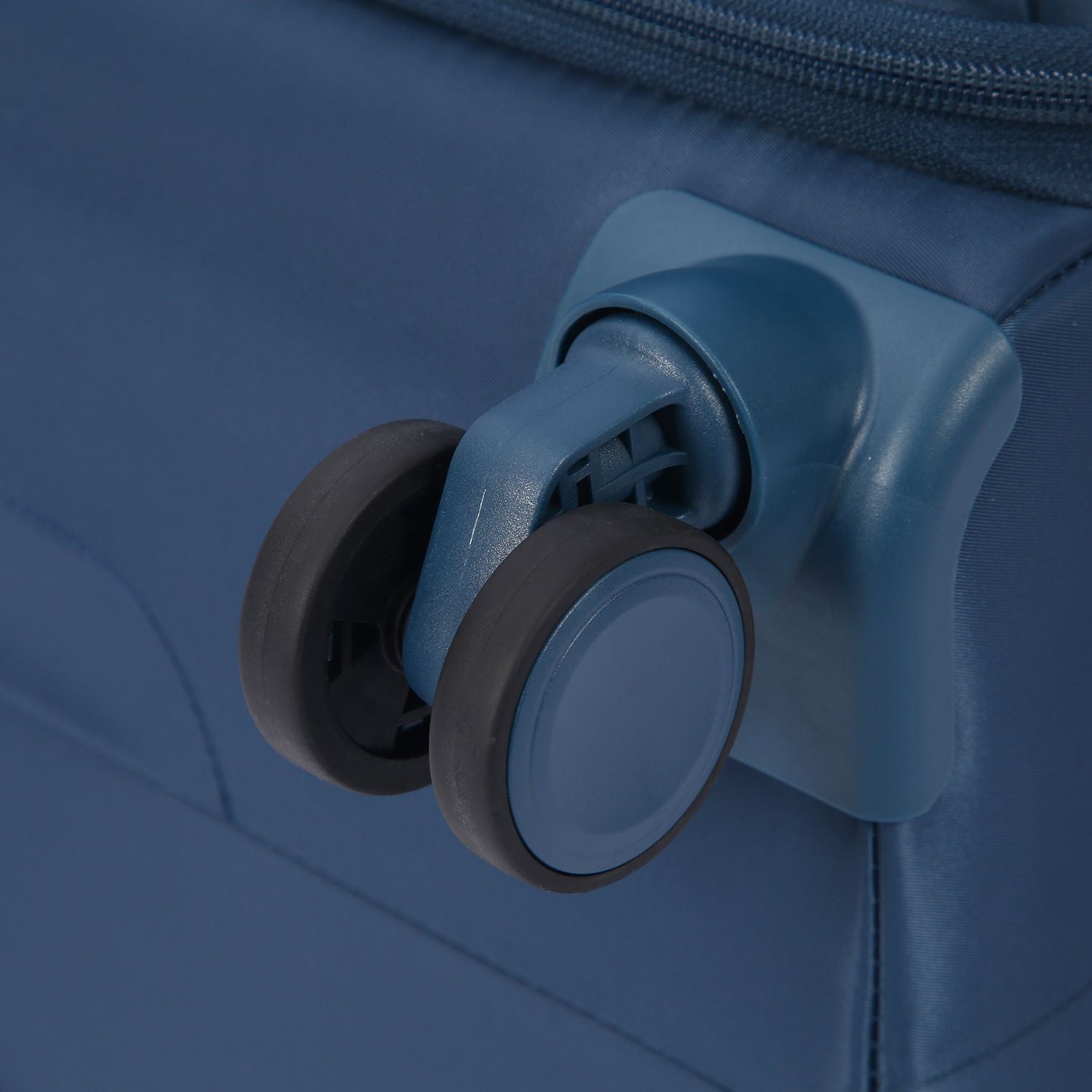 Crossing NOVA Nylon Soft Case Large Luggage T30