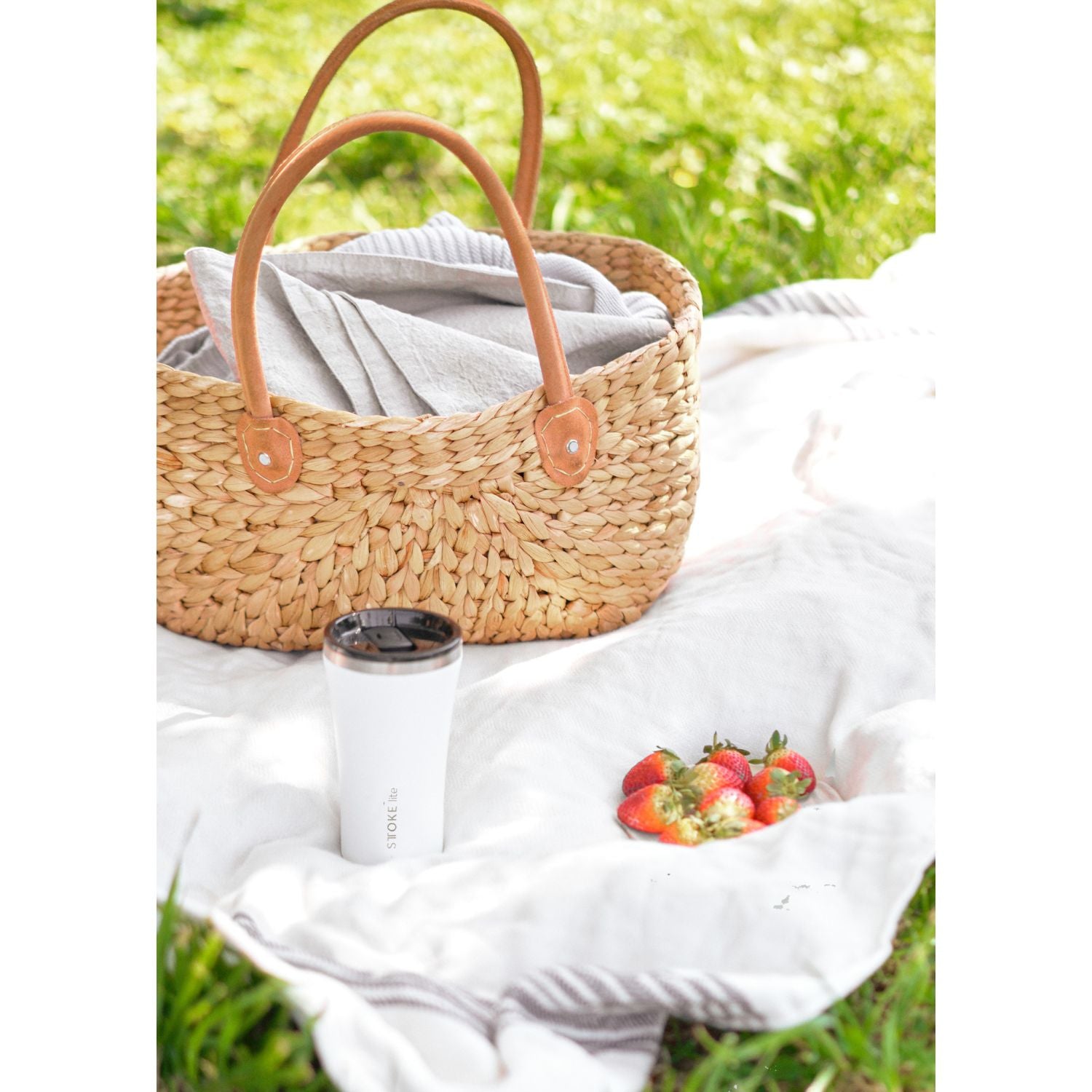 STTOKE Lite Insulated Cup 12oz | Cups and Tumblers, Gifts & Lifestyle, SALE, Travel Accessories, Water Bottles | STTOKE-11