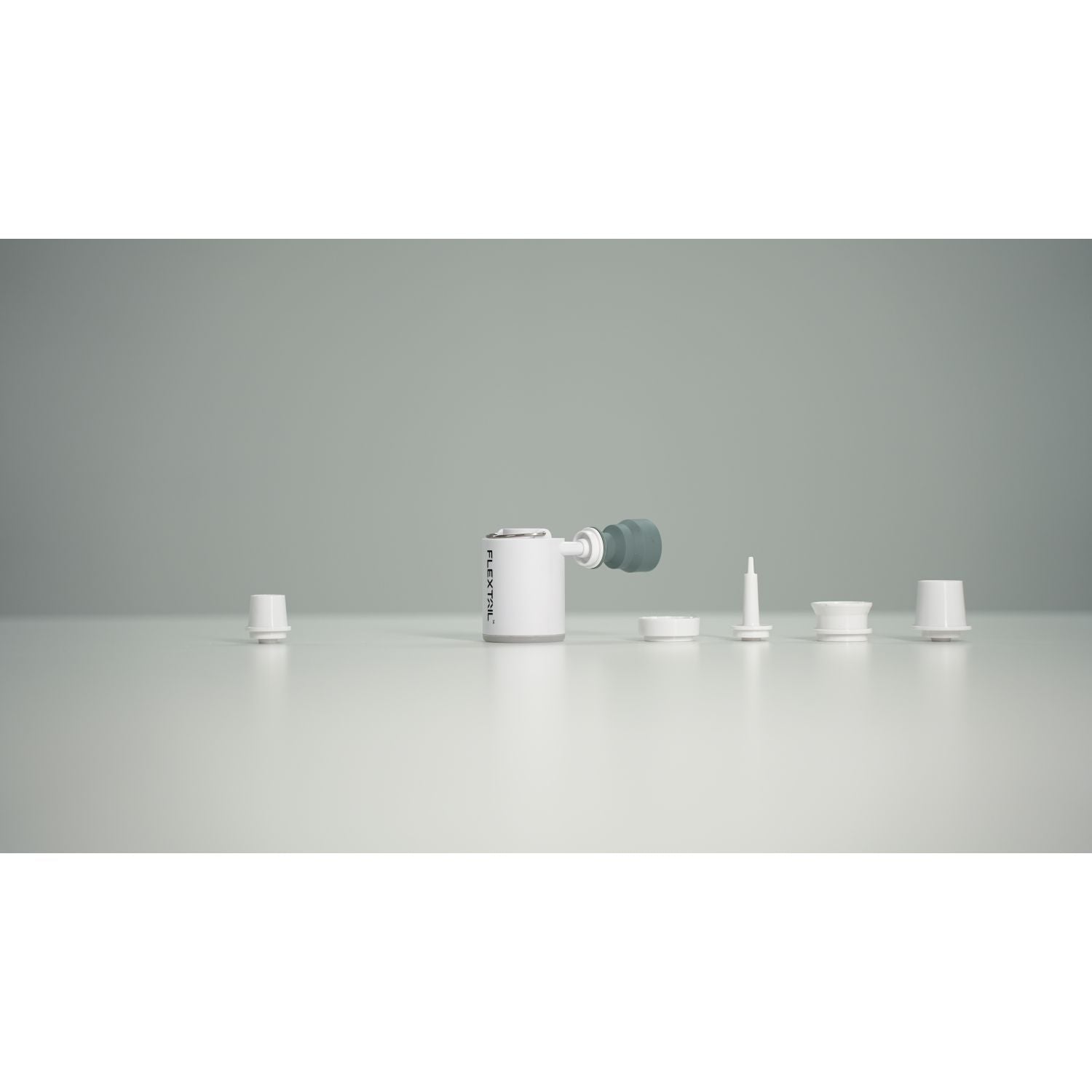 Flextail Bundle Set (Tiny Pump X (White) + 2 Medium Size Vacuum Storage Bag)