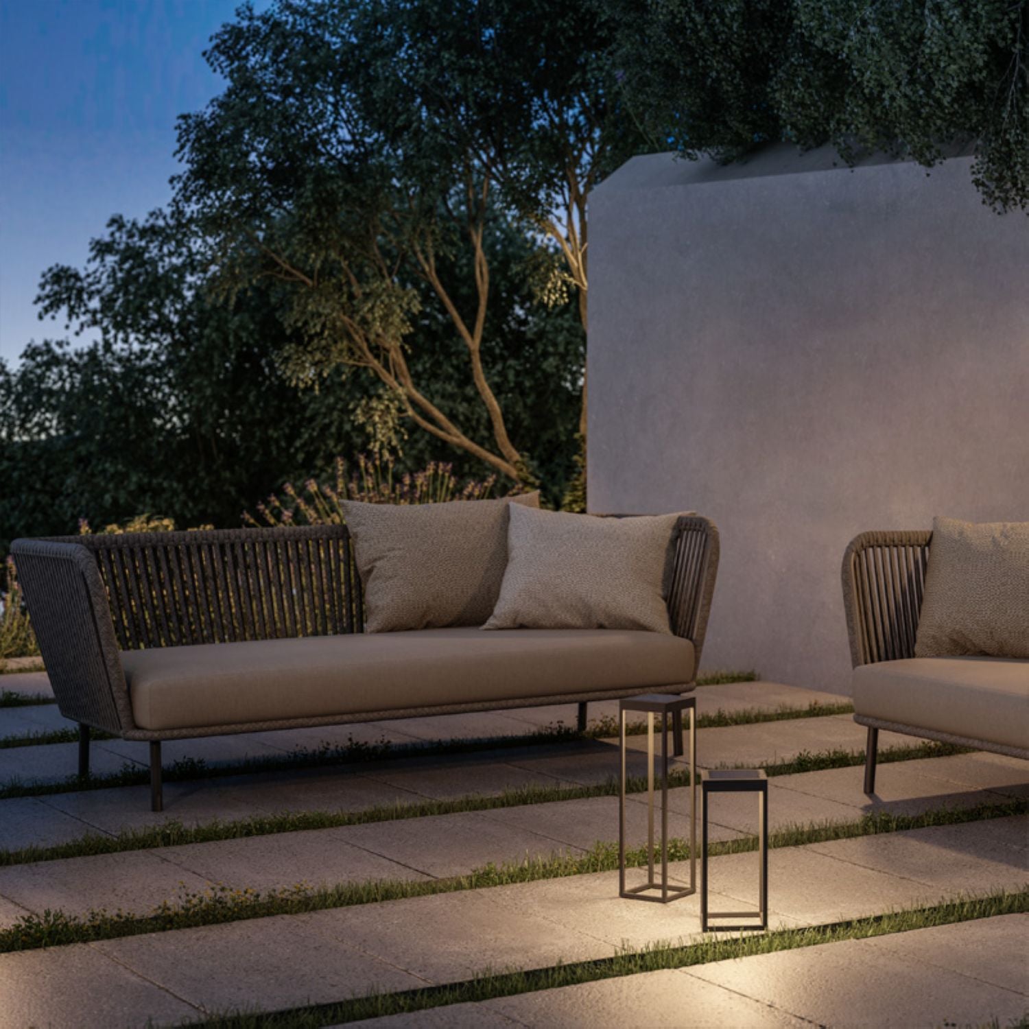 Ubiqua Midi With 187/194 Lumens - 2.2W 5V Power