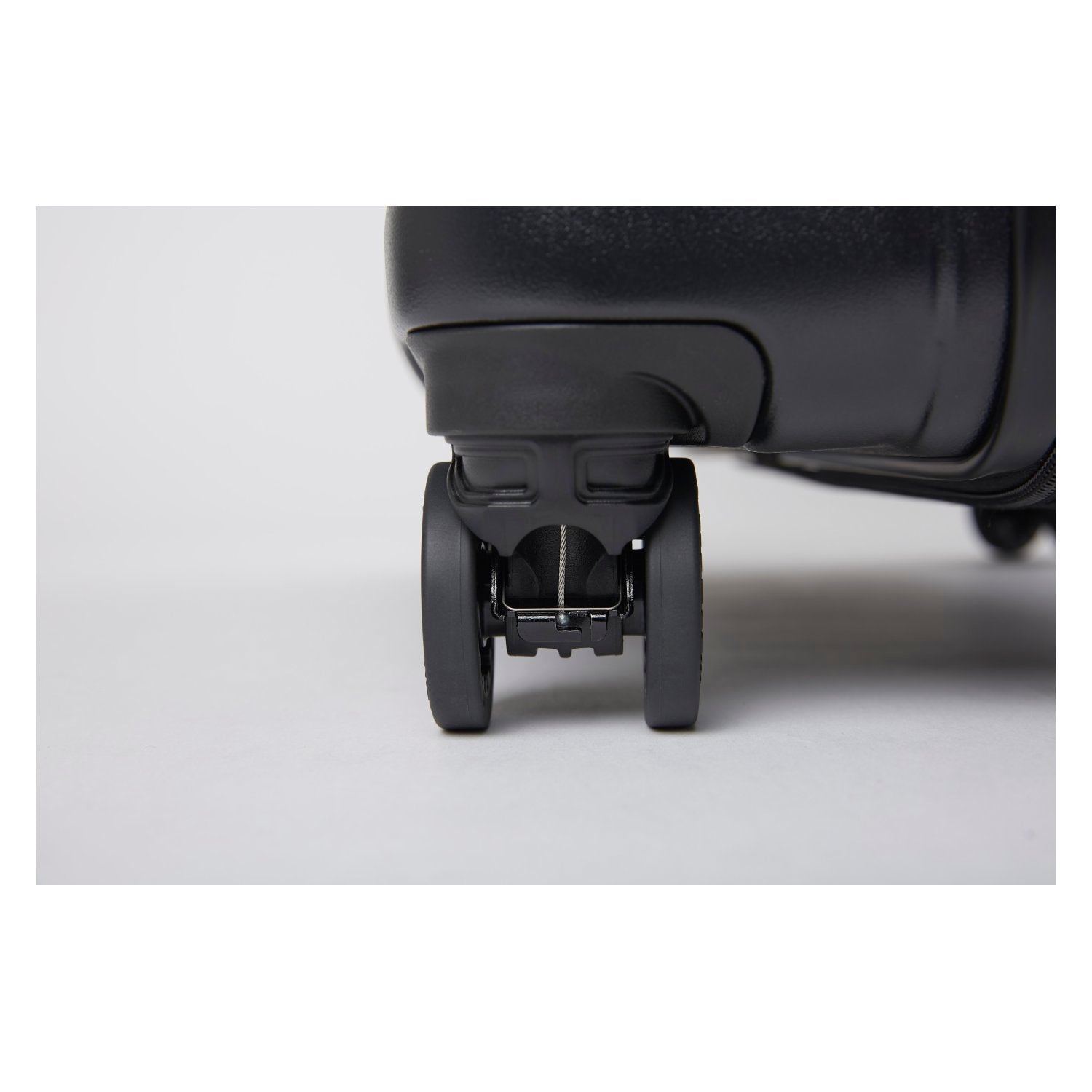 Echolac Elise SLX 24" Upright Medium Luggage Spinner | Hard Case Luggage, Luggage, Medium Size Luggage | Echolac-17