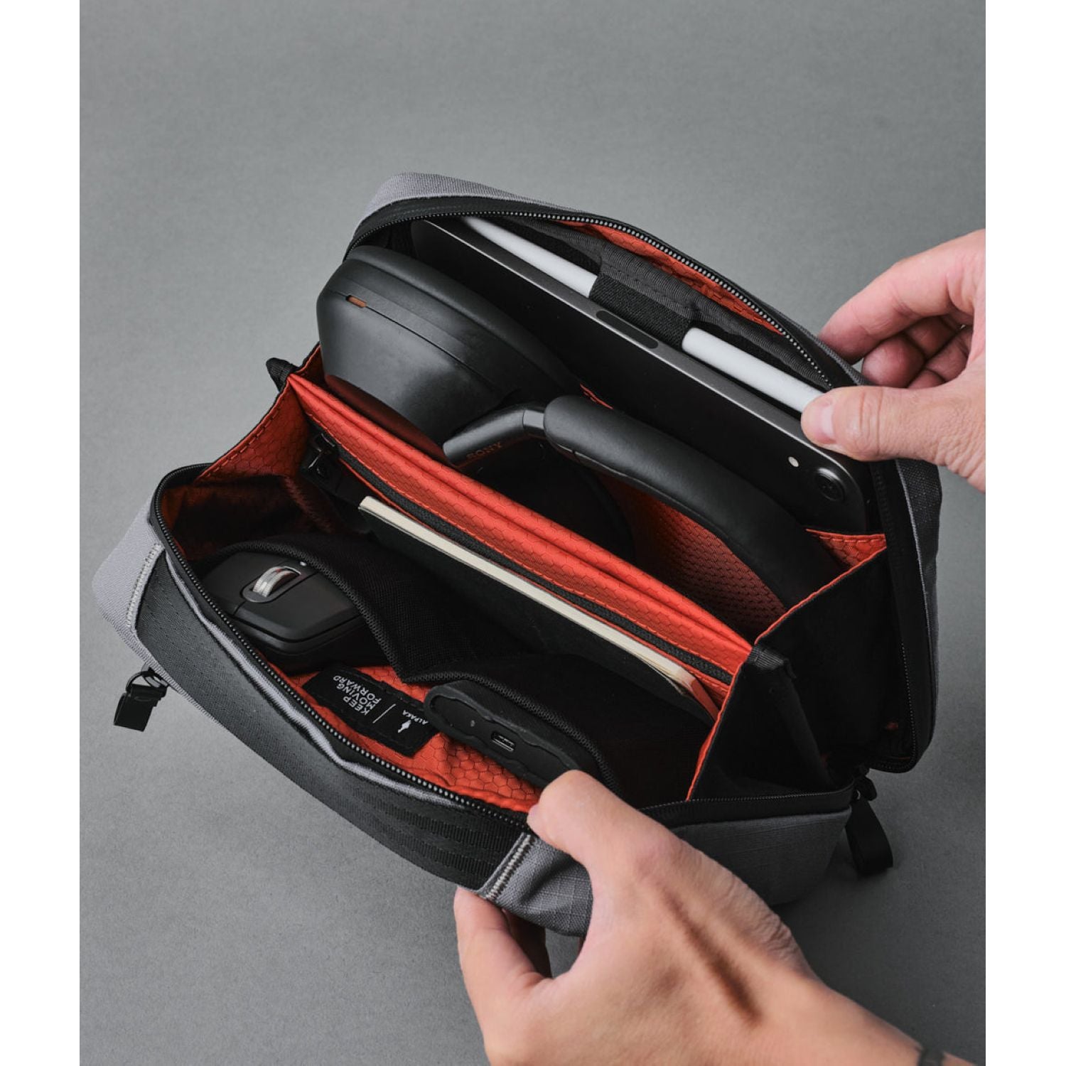 ALPAKA Elements Tech Case Sling Max | Alpaka Elements Tech Case Sling, Alpaka Pouches, Alpaka Slings, Bags, Electronics Cases, For Him, Gifts & Lifestyle, Pouches, Pouches & Crossbody Bags, Sling Bags, Tech Accessories, Travel Accessories | Alpaka-24