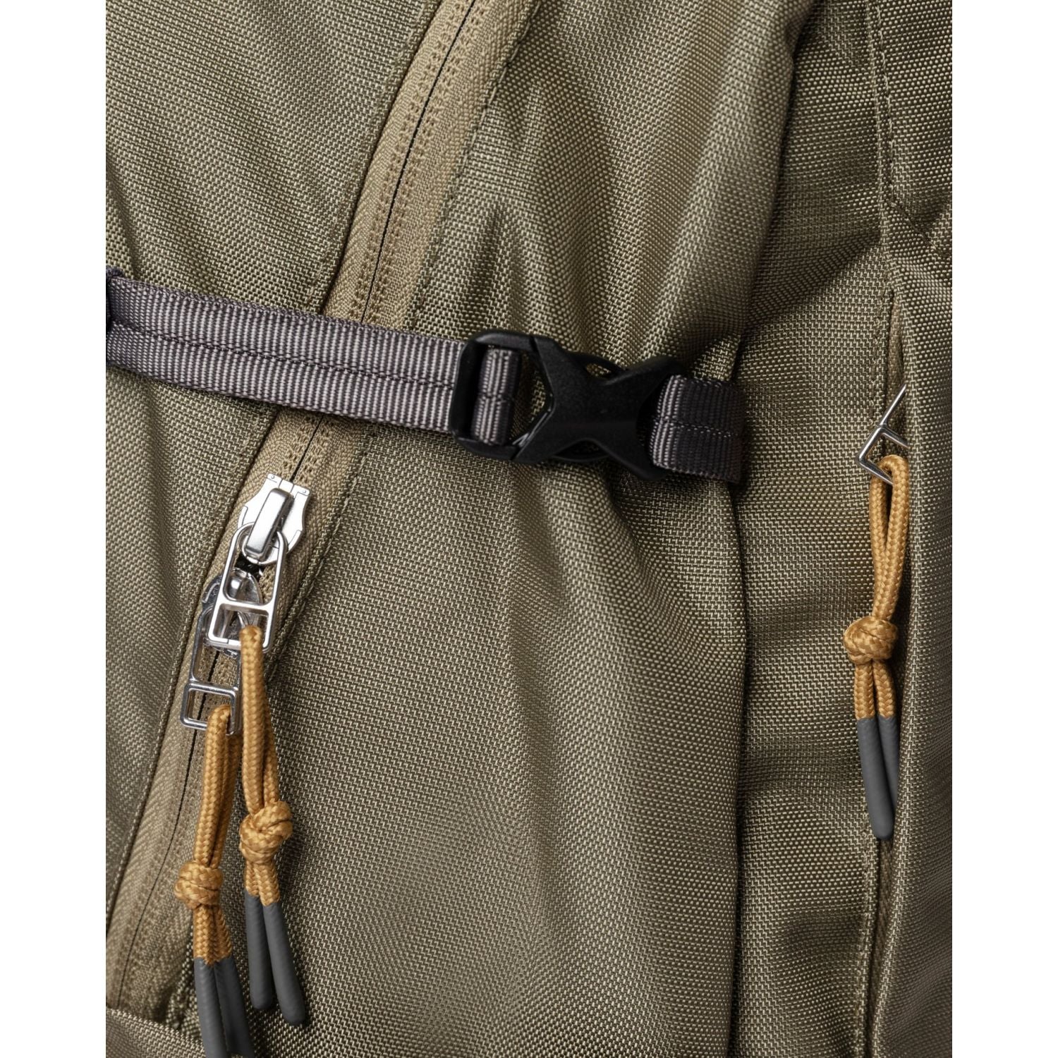 Sandqvist Ridge Hike Backpack