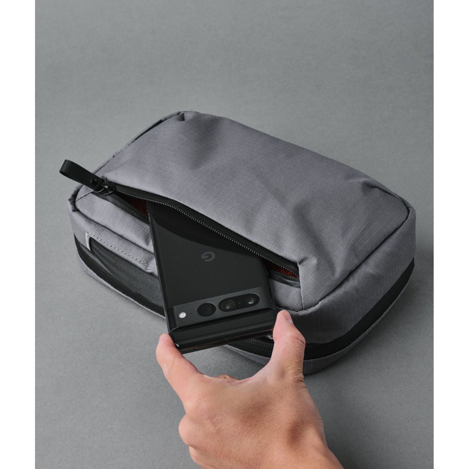 ALPAKA Elements Tech Case Sling Max | Alpaka Elements Tech Case Sling, Alpaka Pouches, Alpaka Slings, Bags, Electronics Cases, For Him, Gifts & Lifestyle, Pouches, Pouches & Crossbody Bags, Sling Bags, Tech Accessories, Travel Accessories | Alpaka-26