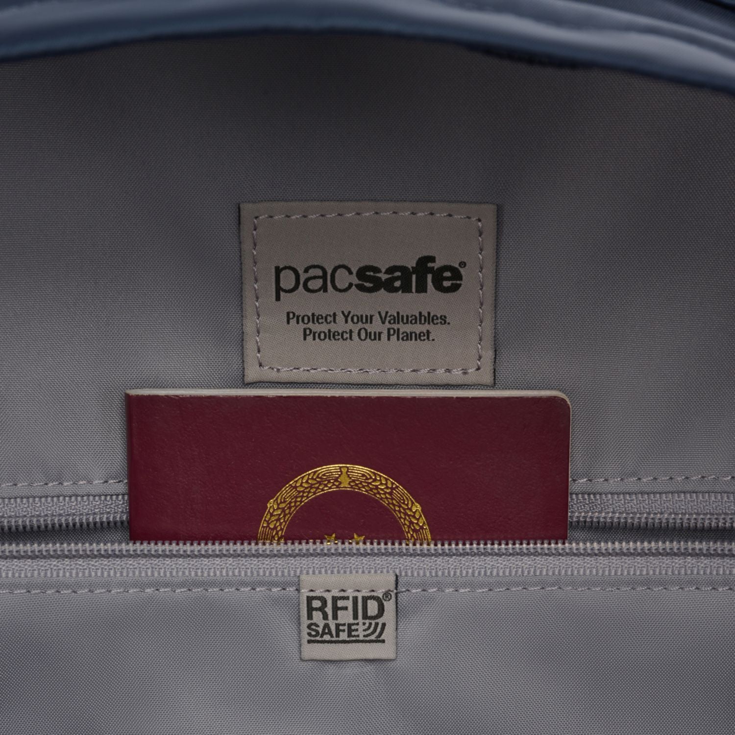 Pacsafe W Backpack 10L