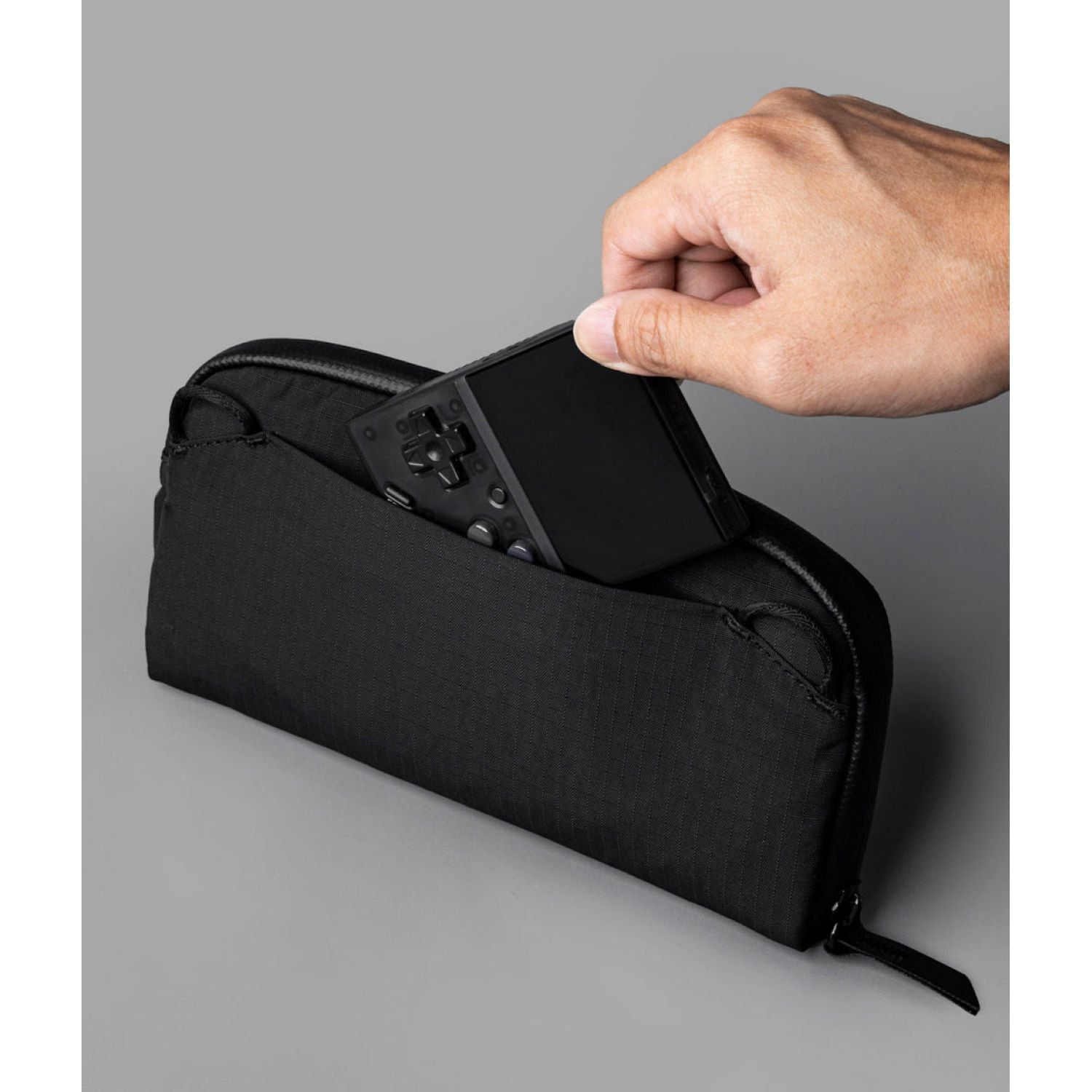 ALPAKA Flight Pouch